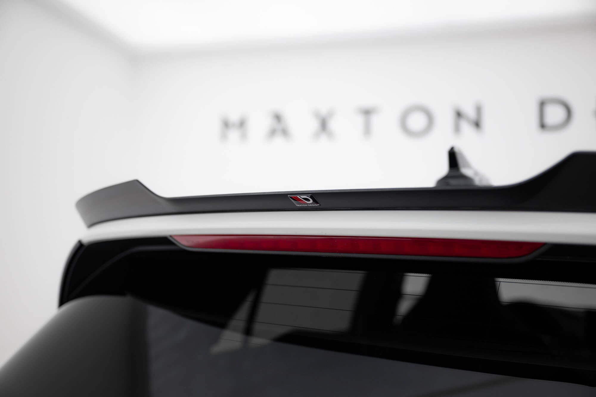 Eleron spoiler cap Volkswagen Golf 8 GTI 2020 – v4 - Maxton Design