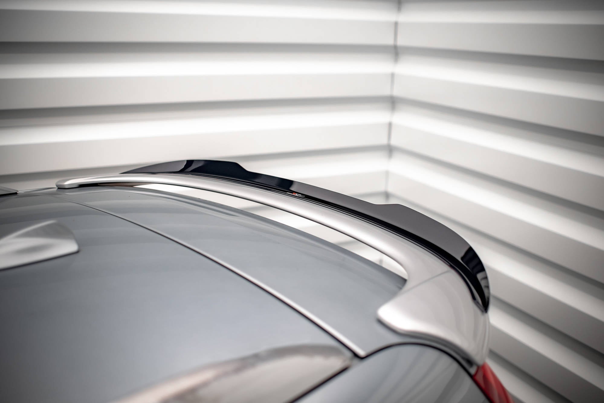 Eleron spoiler cap Volvo V70 Mk3 2007-2013 v2 - Maxton Design