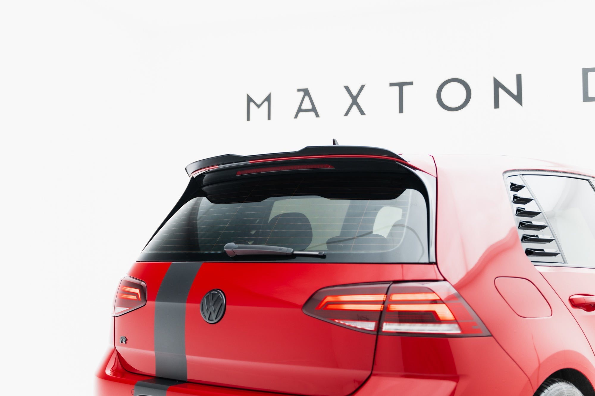 Eleron Volkswagen Golf 7 R GTI 2012-2017 v2 - Maxton Design