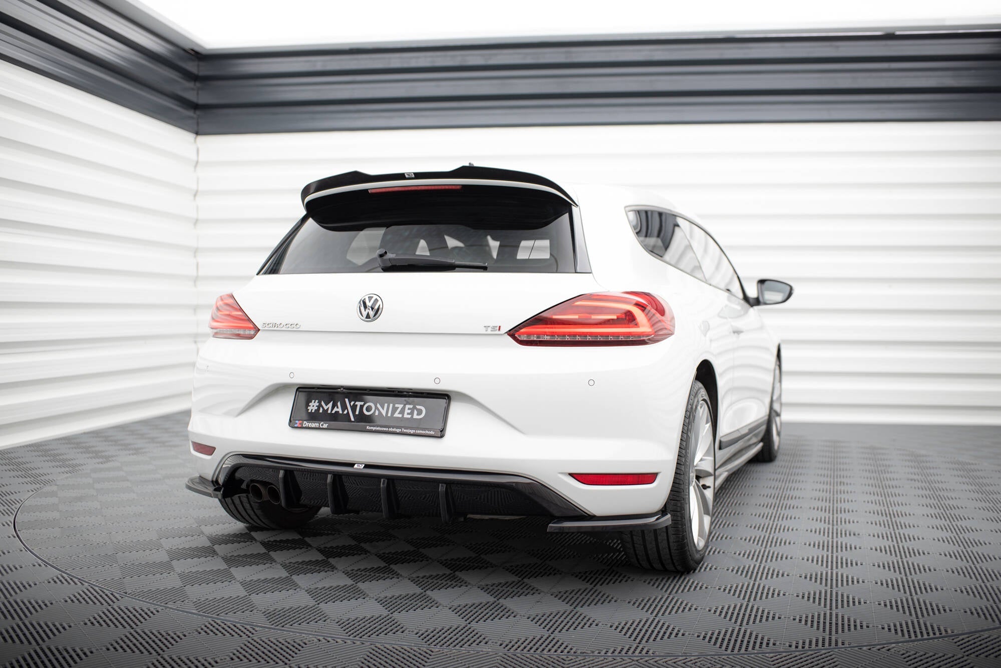 Eleron spoiler cap Volkswagen Scirocco Mk3 Facelift 2014-2017 v6 - Maxton Design