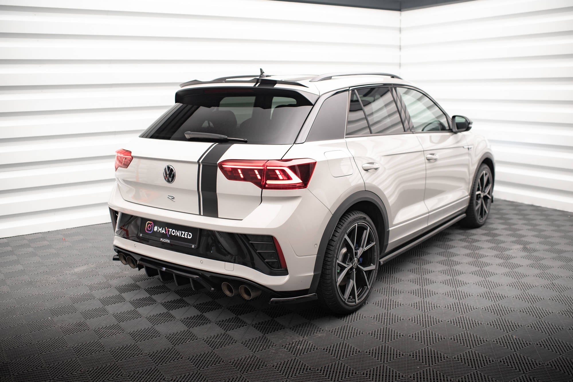 Eleron spoiler cap Volkswagen T-Roc R Mk1 Facelift 2021- v2 - Maxton Design