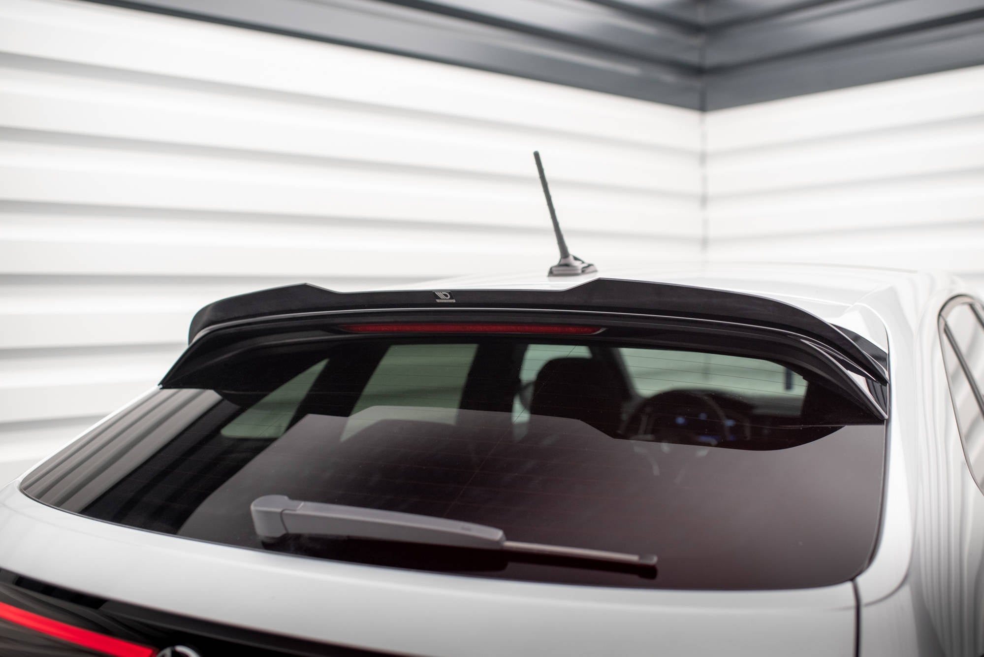 Eleron spoiler cap Volkswagen Taigo R-Line Mk1 2021- v1 - Maxton Design