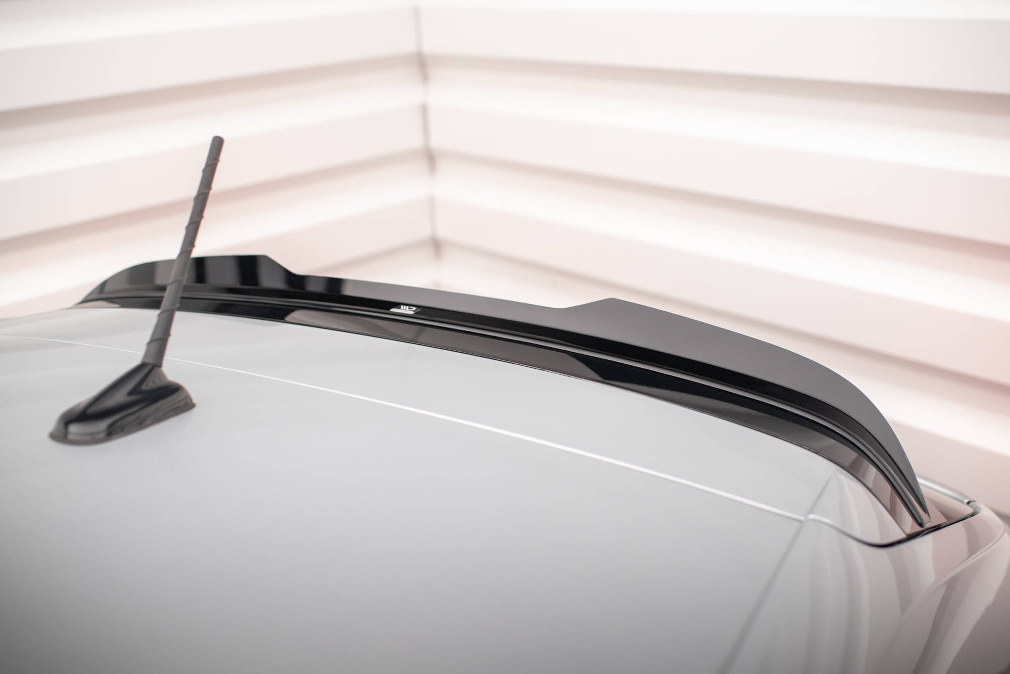 Eleron spoiler cap Volkswagen Taigo R-Line Mk1 2021- v1 - Maxton Design