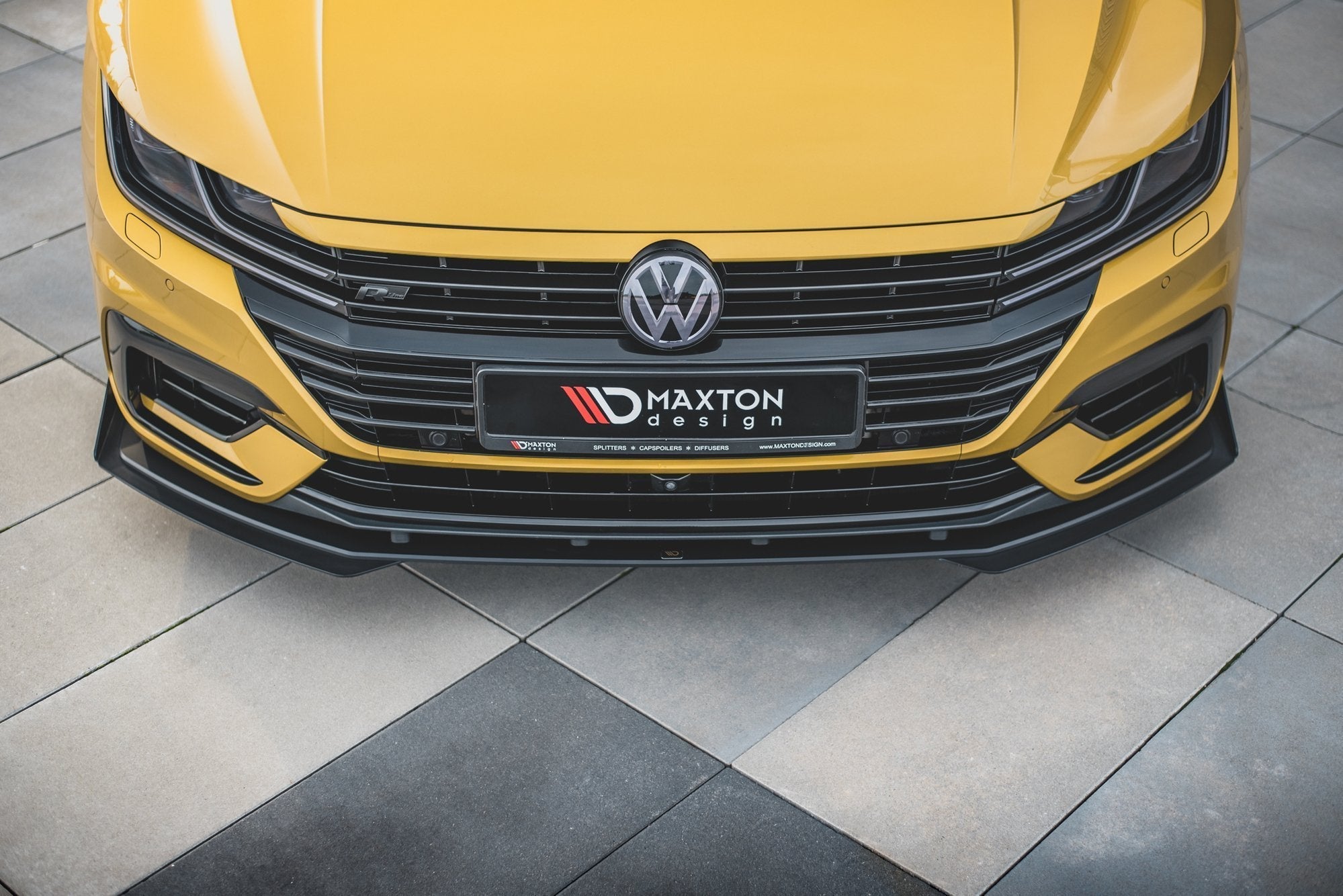 Prelungire splitter bara fata si flapsuri Volkswagen Arteon R-Line 2017- v5 - Maxton Design