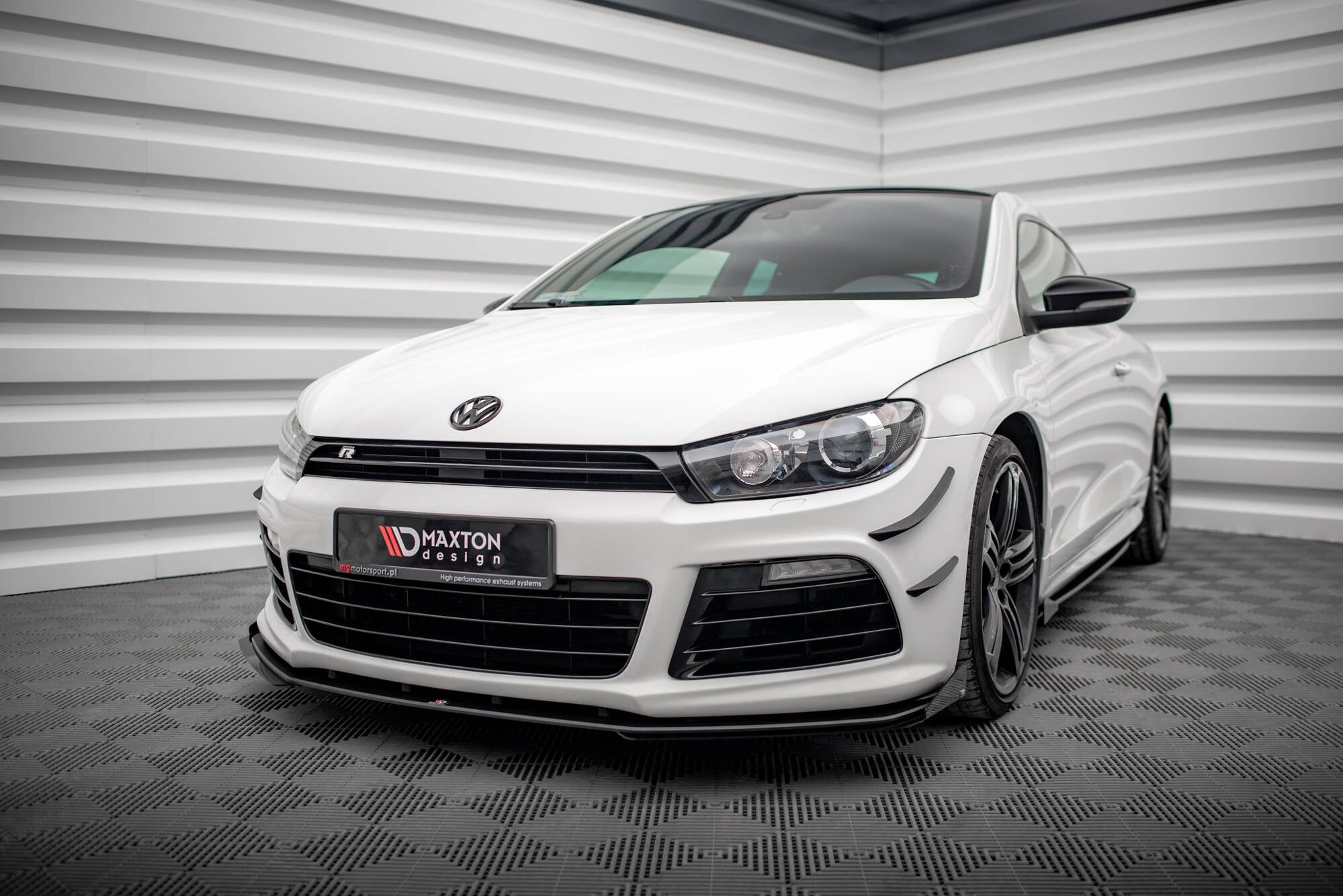 Prelungire splitter bara fata si flapsuri Volkswagen Scirocco R Mk3 2008-2014 v11 - Maxton Design