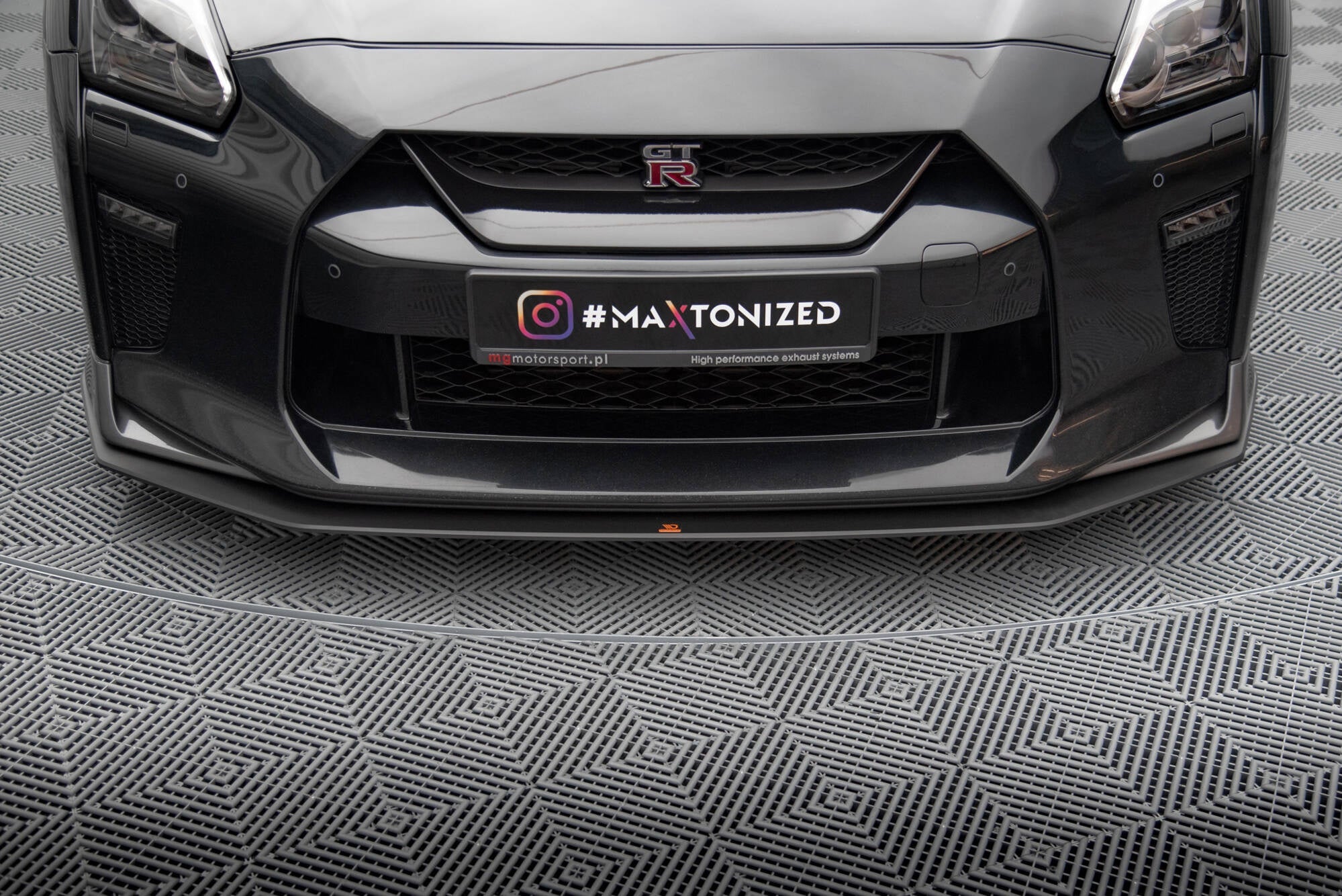 Prelungire splitter bara fata Nissan GTR R35 Facelift 2016-2022 v6 - Maxton Design