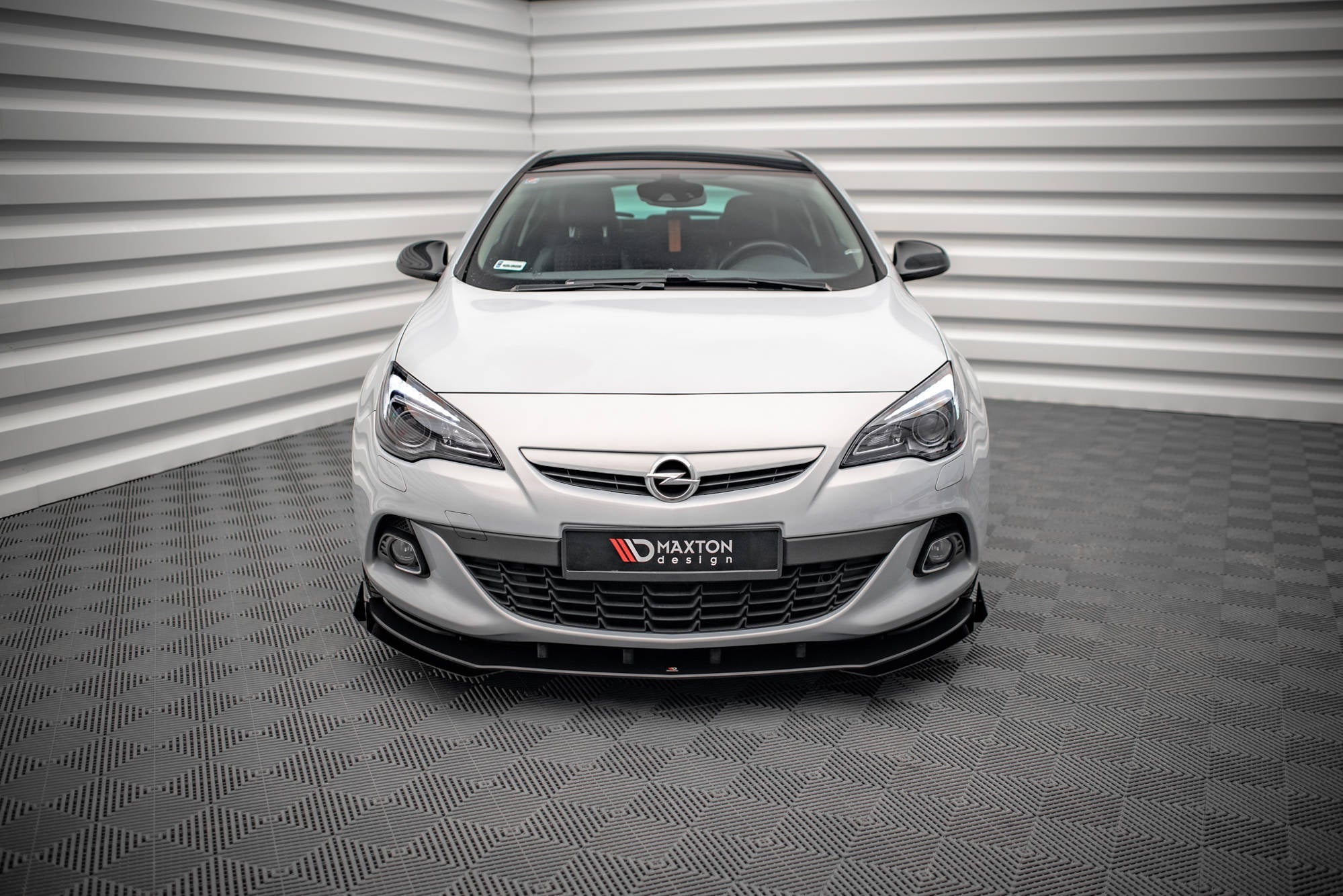Prelungire splitter bara fata si flapsuri Opel Astra J GTC OPC-Line 2011-2018 v9 - Maxton Design