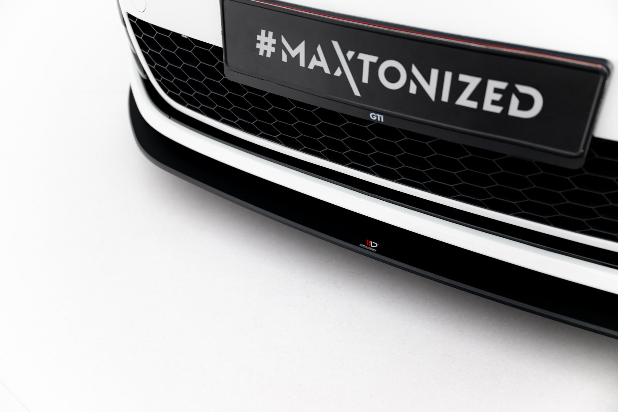 Prelungire splitter bara fata Volkswagen Golf 7 Gti 2013-2016 v24 - Maxton Design