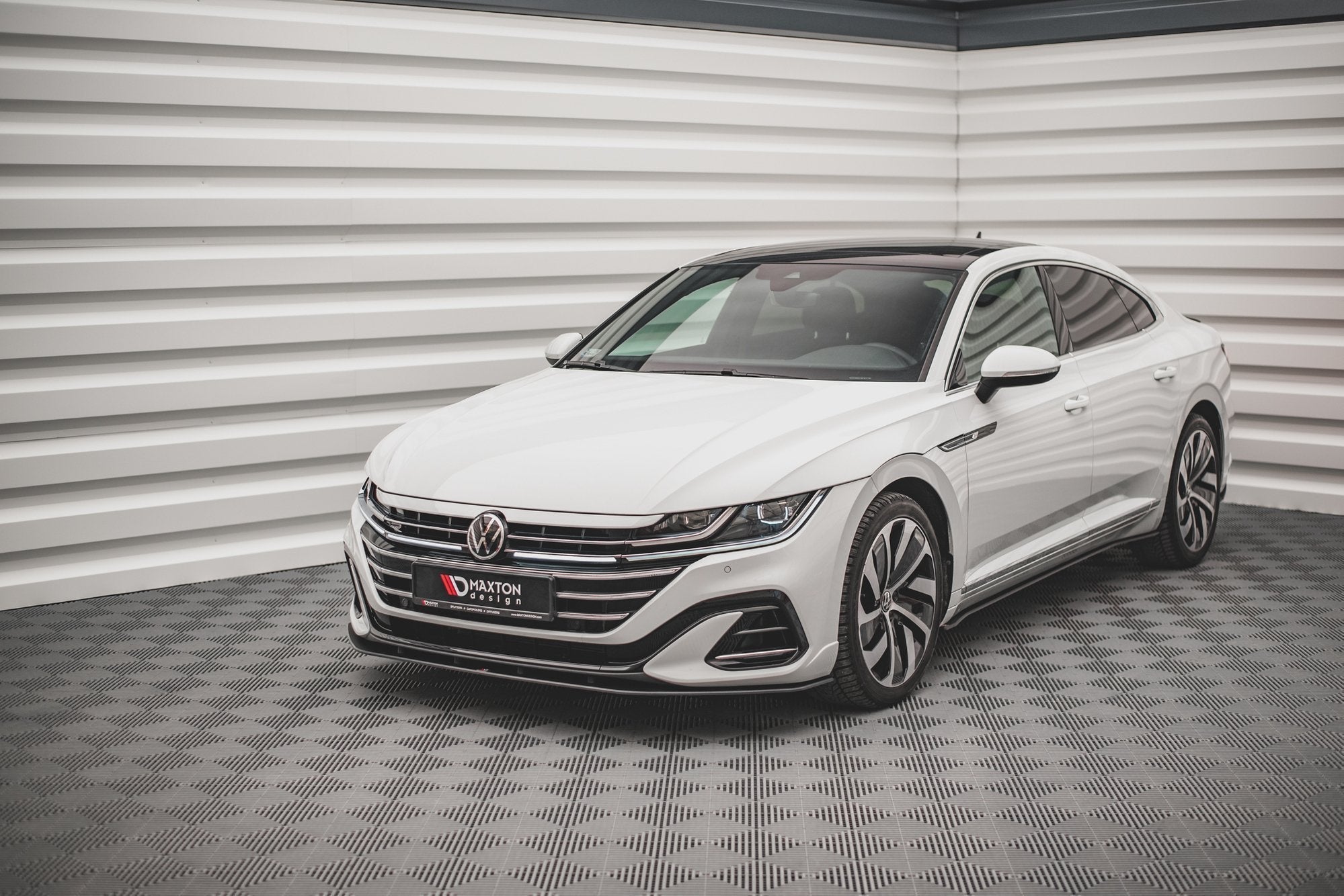 Prelungire splitter bara fata Volkswagen Arteon R-Line Facelift 2020- v10 - Maxton Design