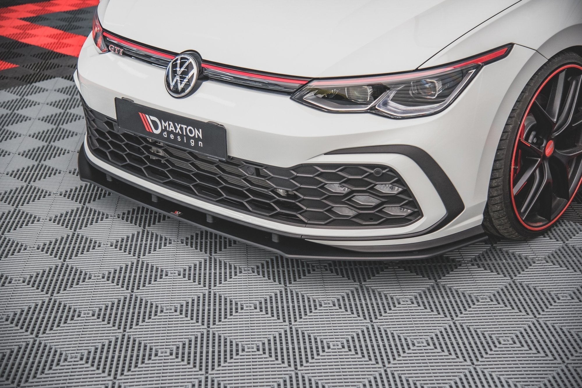 Prelungire splitter bara fata Volkswagen Golf 8 GTI 2020- v11 - Maxton Design