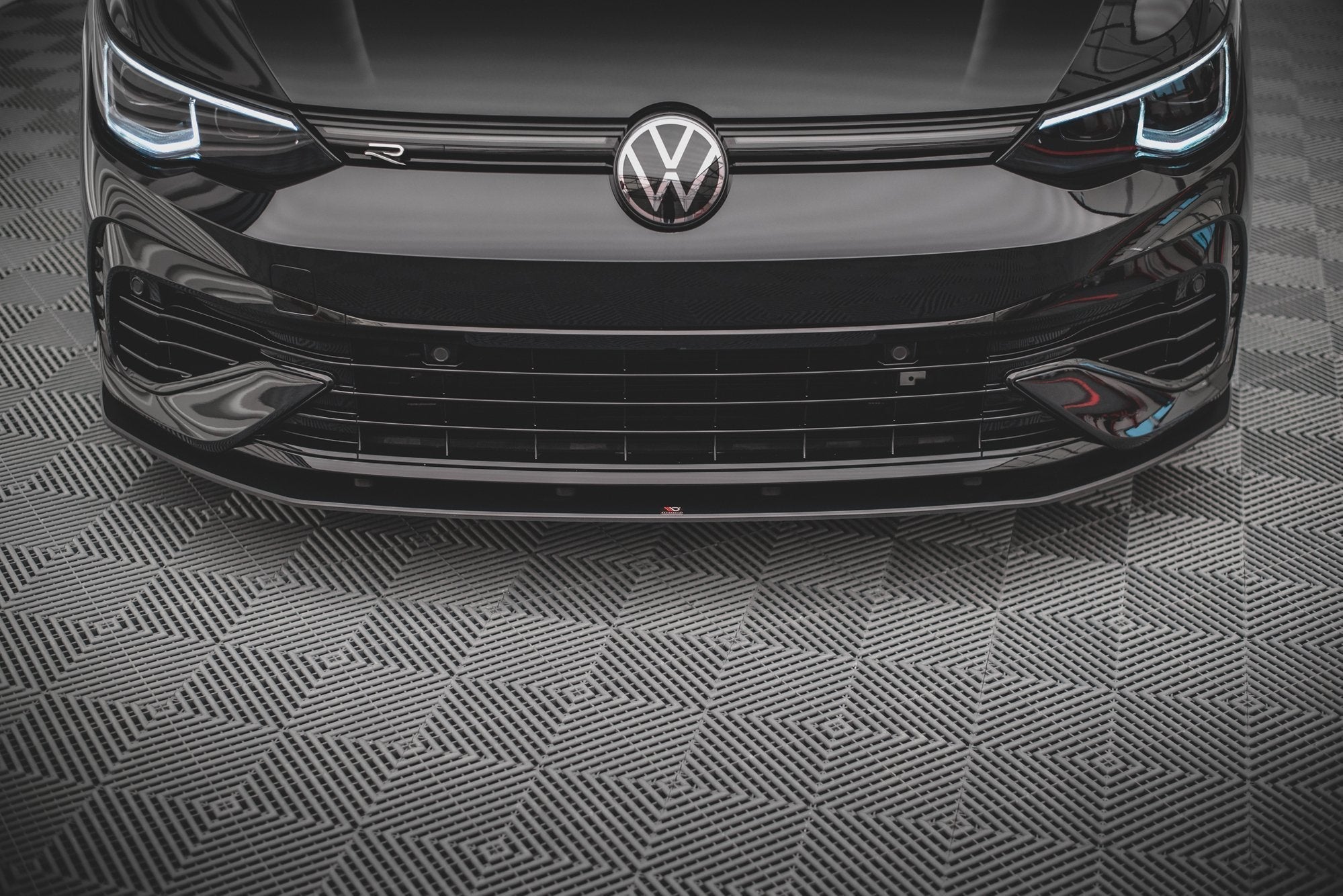 Prelungire splitter bara fata Volkswagen Golf R Mk8 2020- v26 - Maxton Design