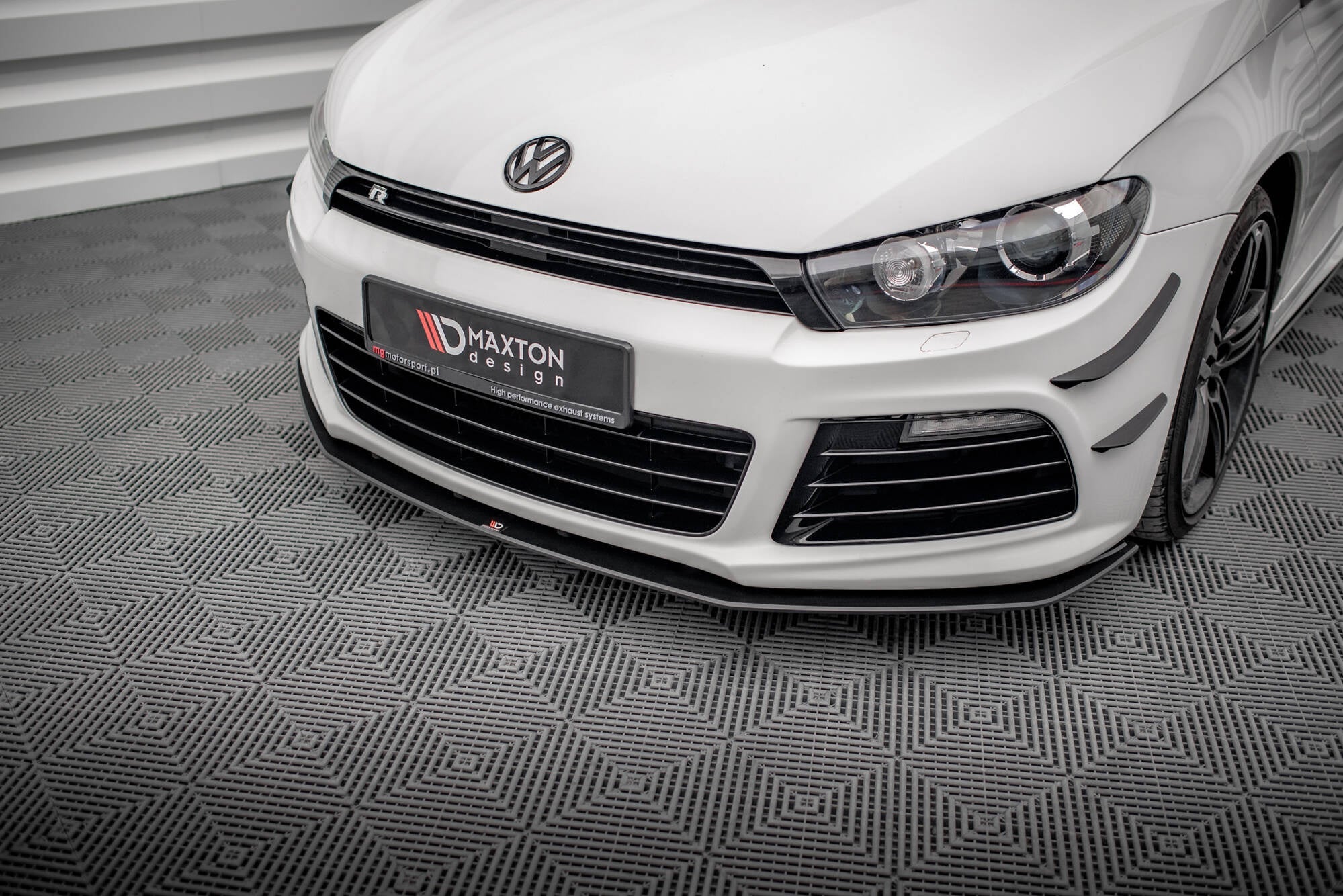 Prelungire splitter bara fata Volkswagen Scirocco R Mk3 2008-2014 v10 - Maxton Design