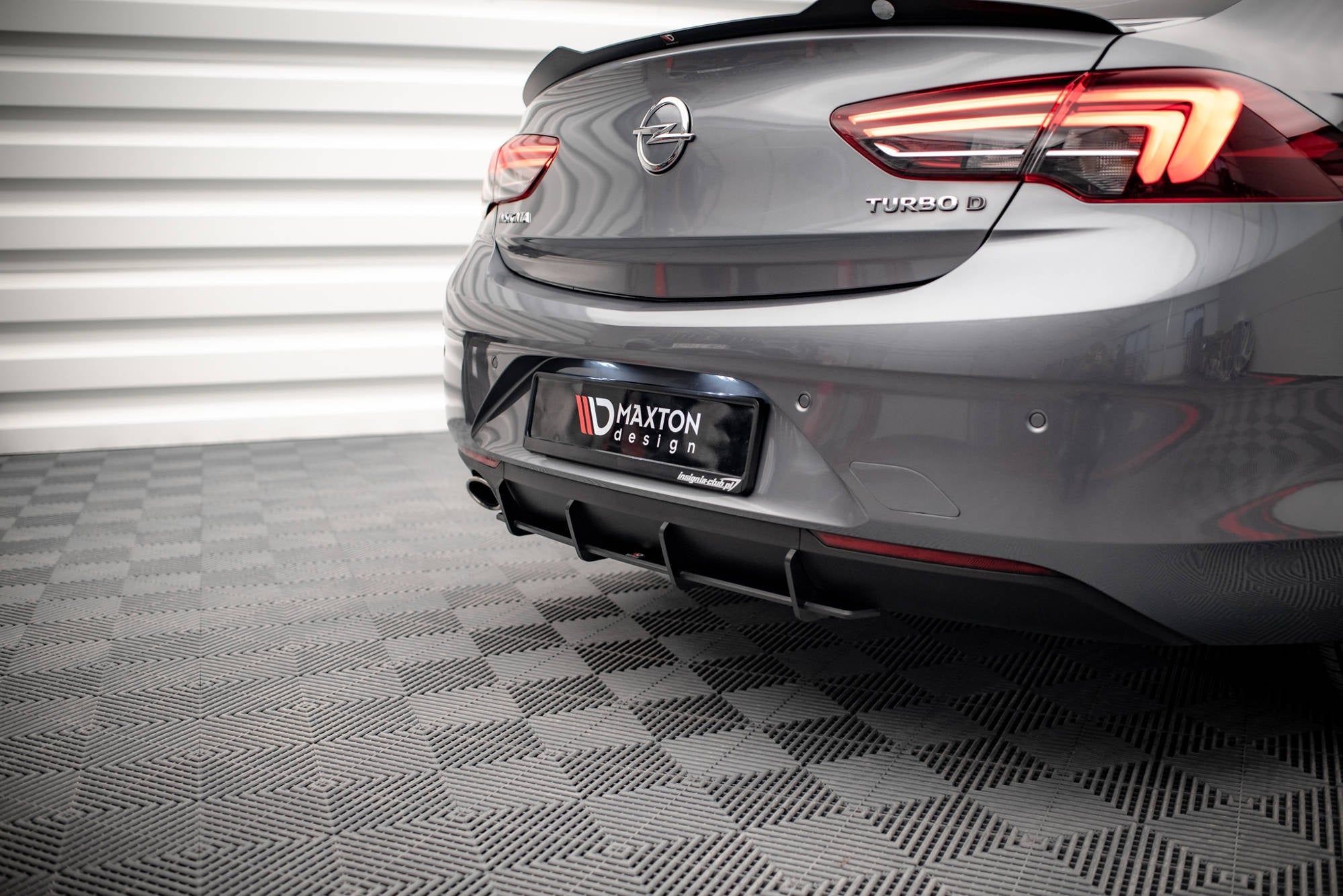 Prelungire difuzor bara spate Opel Insignia Mk2 2017- v2 - Maxton Design