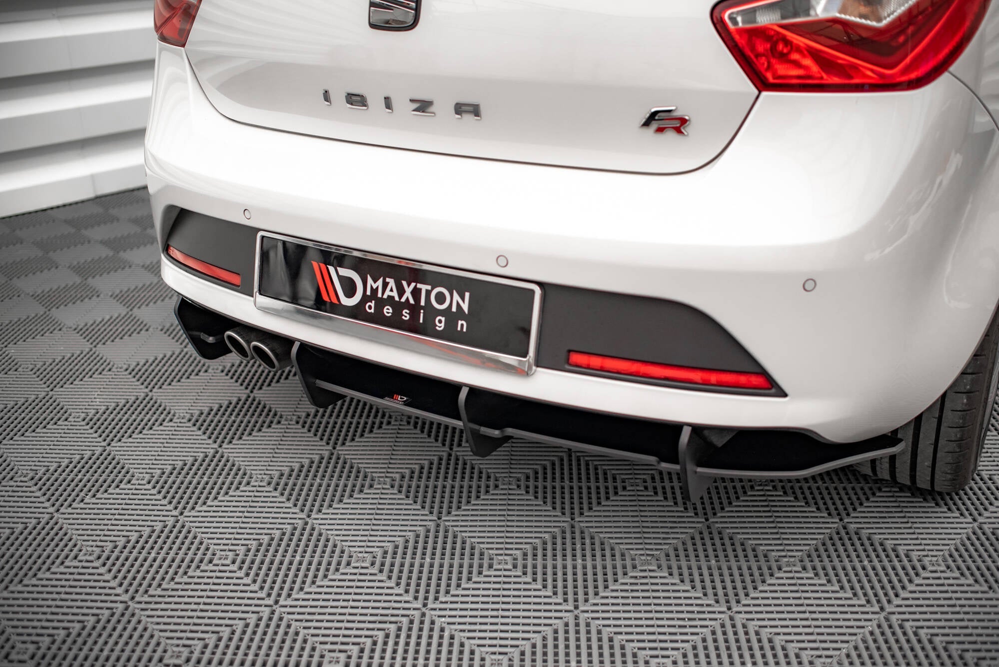 Prelungire difuzor bara spate Seat Ibiza FR SC Mk4 Facelift 2012-2017 v2 - Maxton Design