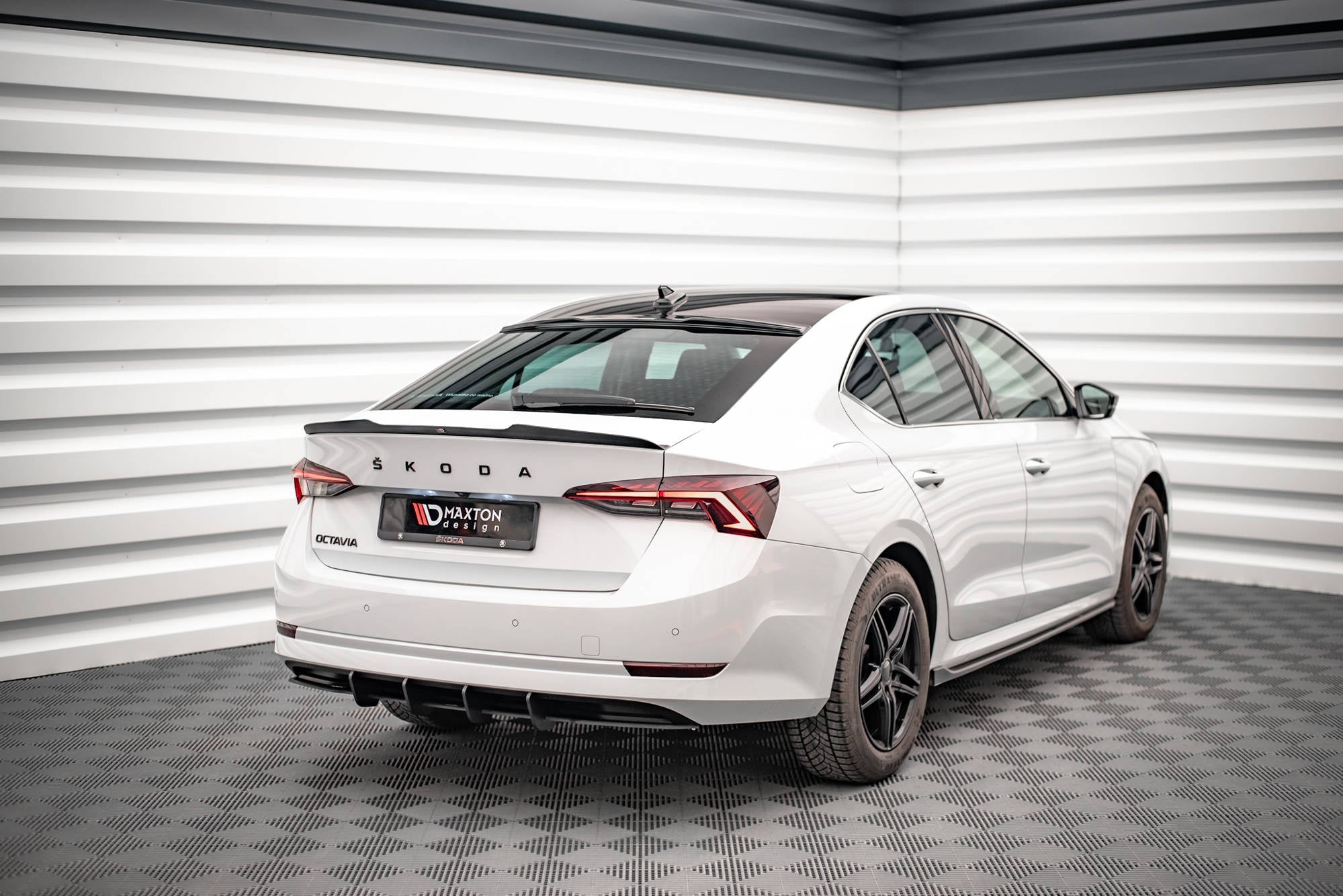 Prelungire difuzor bara spate Skoda Octavia Mk4 2019- v12 - Maxton Design