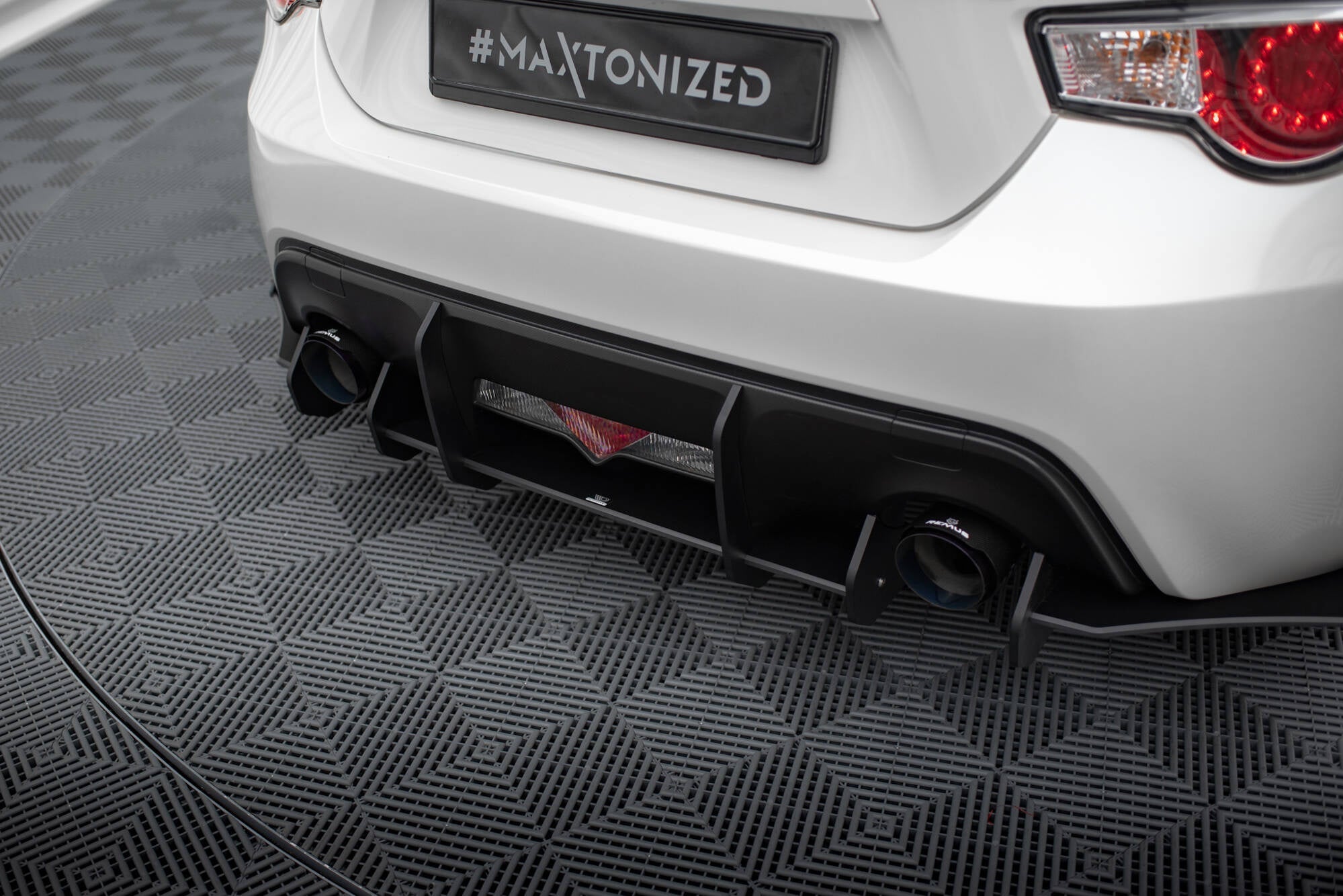 Prelungire difuzor bara spate Subaru BRZ Mk1 Facelift 2017-2020 v4 - Maxton Design