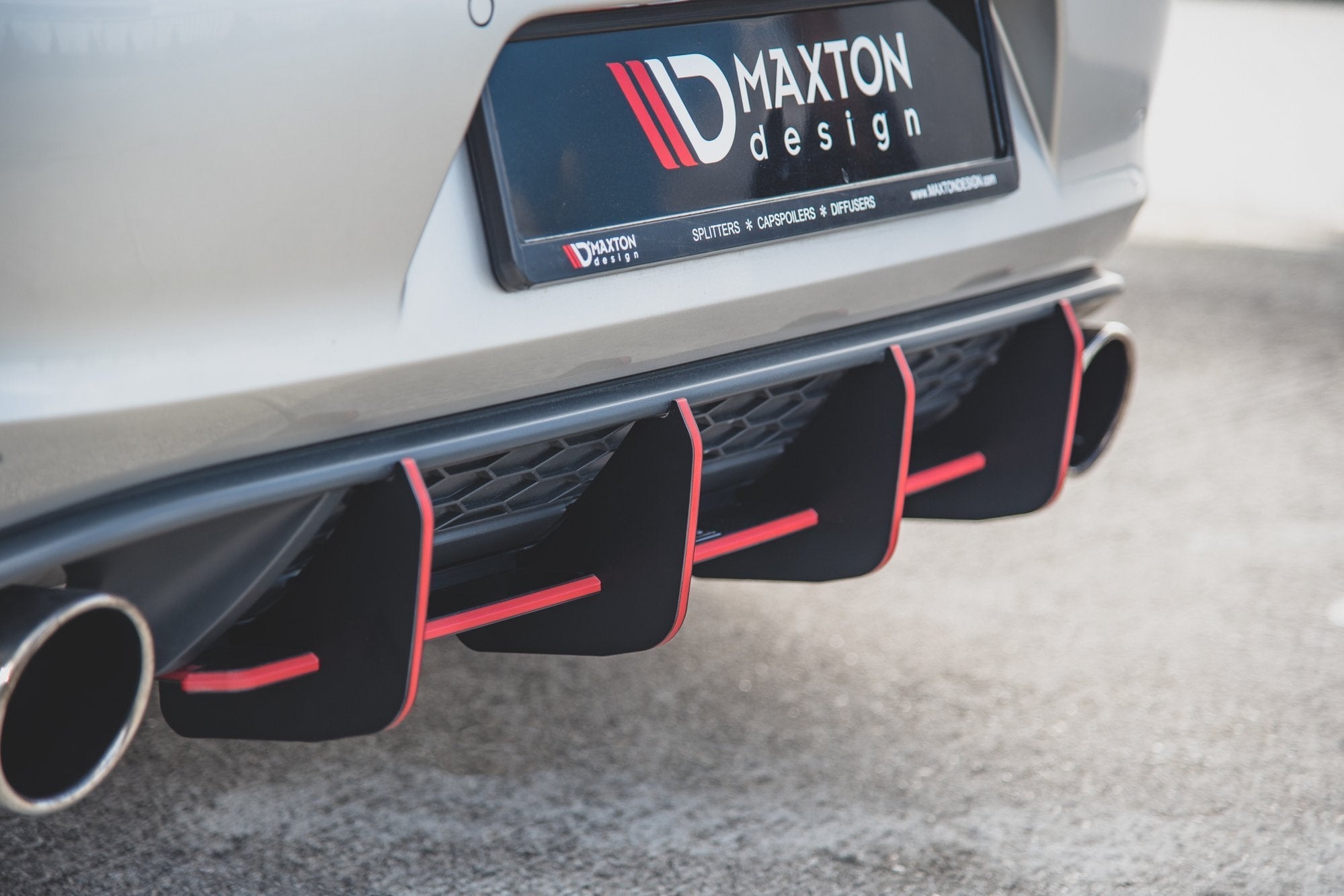 Prelungire difuzor bara spate Volkswagen Golf 7 Gti 2013-2016 v25 - Maxton Design