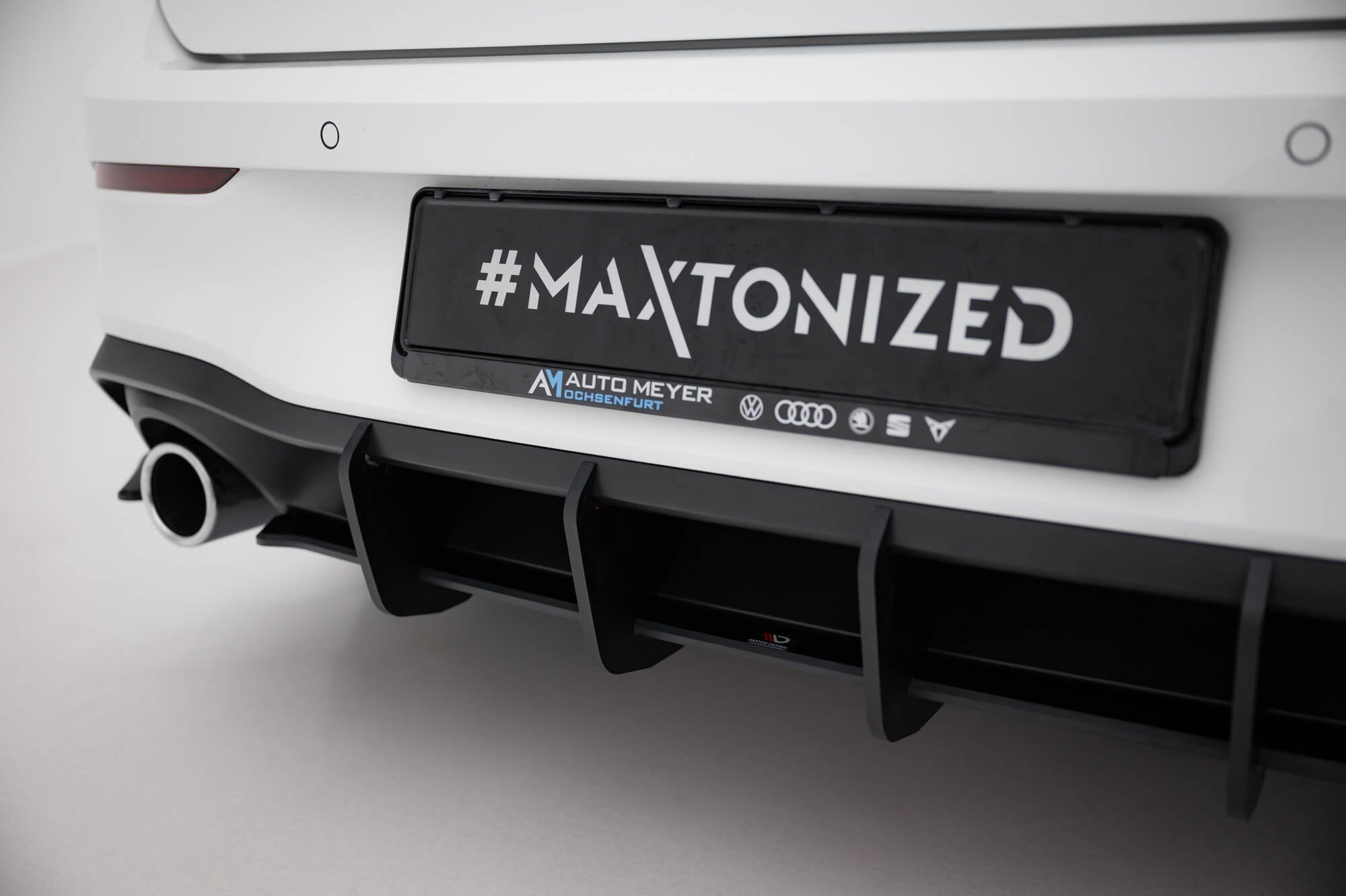 Prelungire difuzor bara spate Volkswagen Golf 8 GTI 2020- v13 - Maxton Design