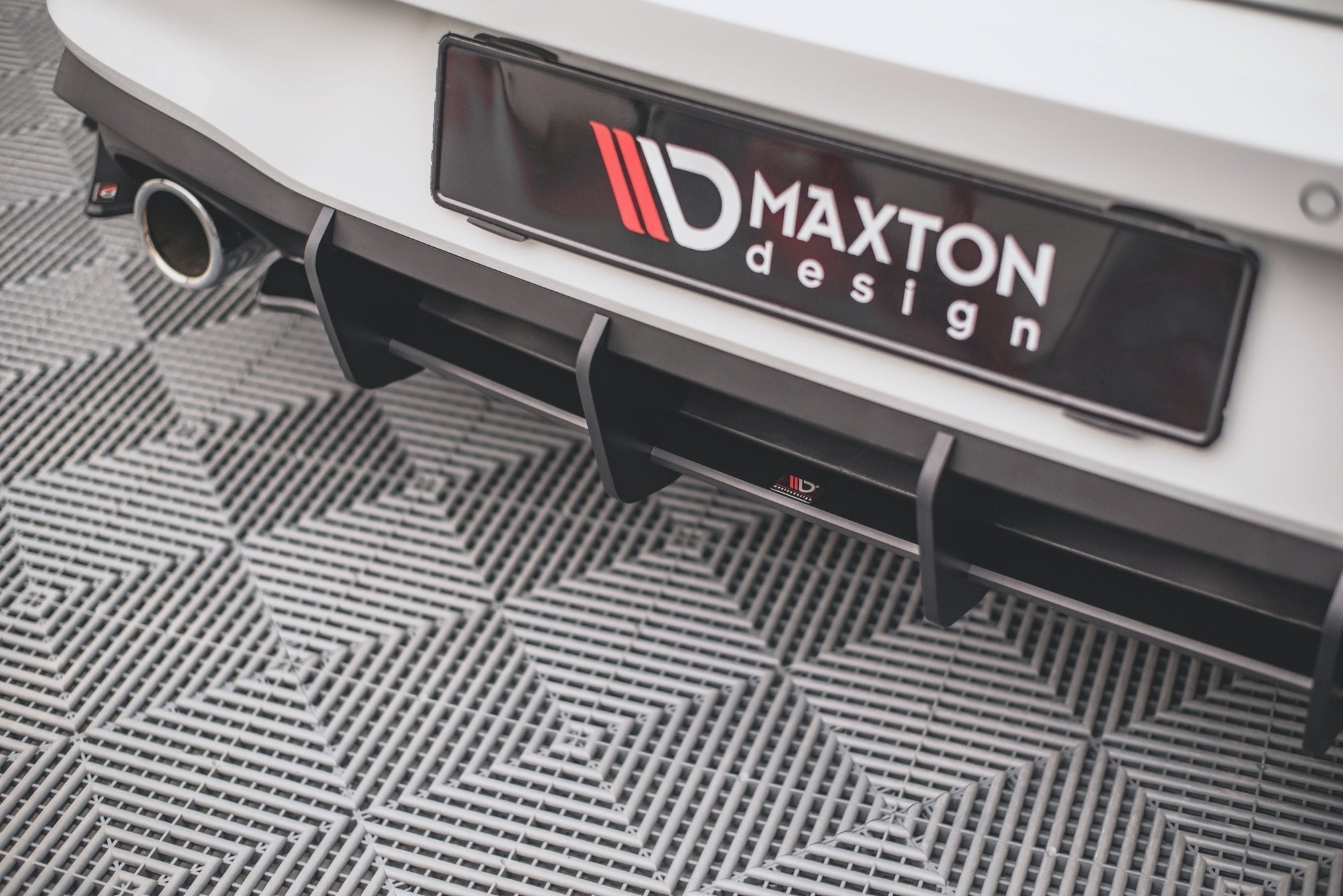 Prelungire difuzor bara spate Volkswagen Golf 8 GTI 2020- v13 - Maxton Design