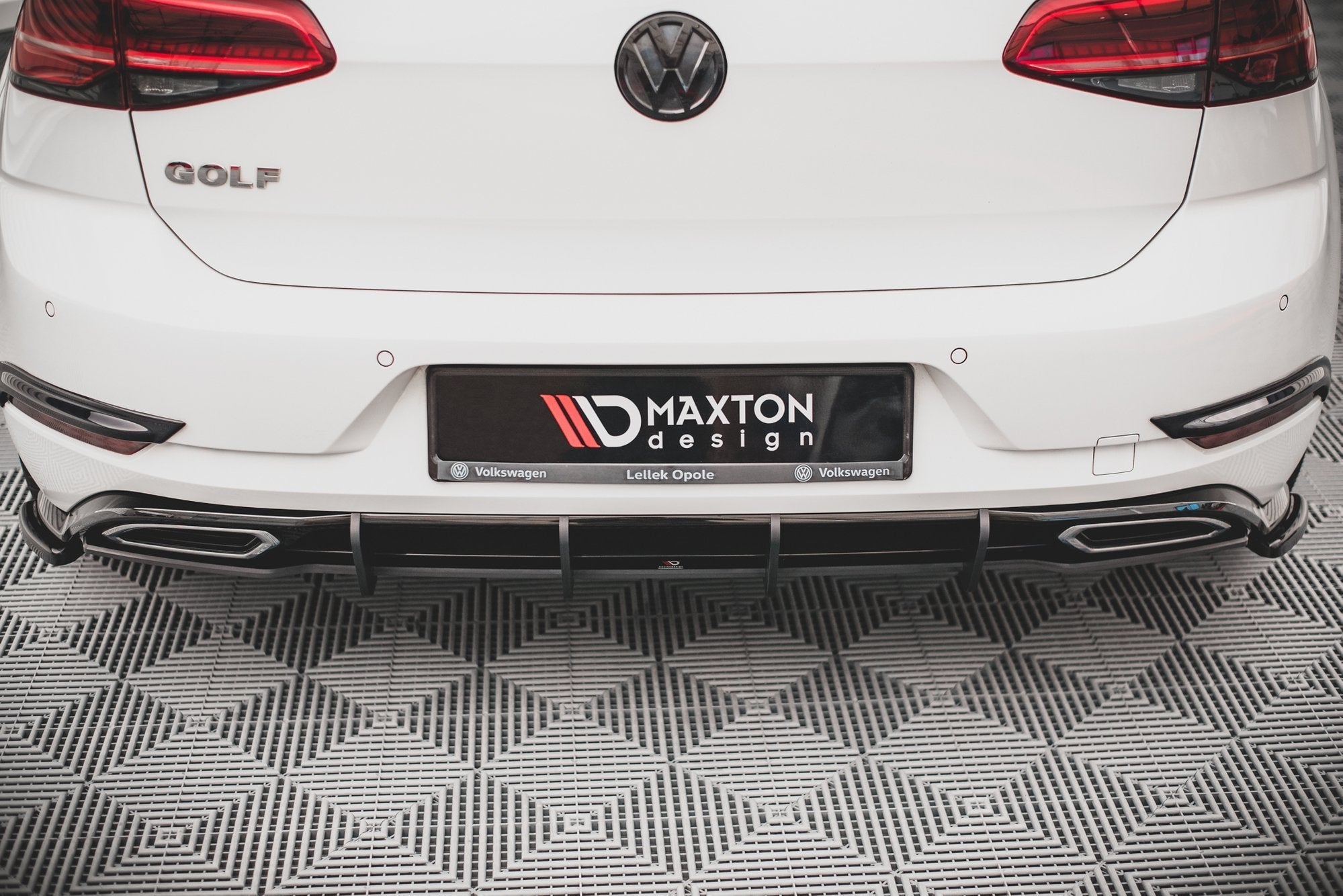 Prelungire difuzor bara spate Volkswagen Golf 7 R-Line Facelift 2017-2019 v31 - Maxton Design