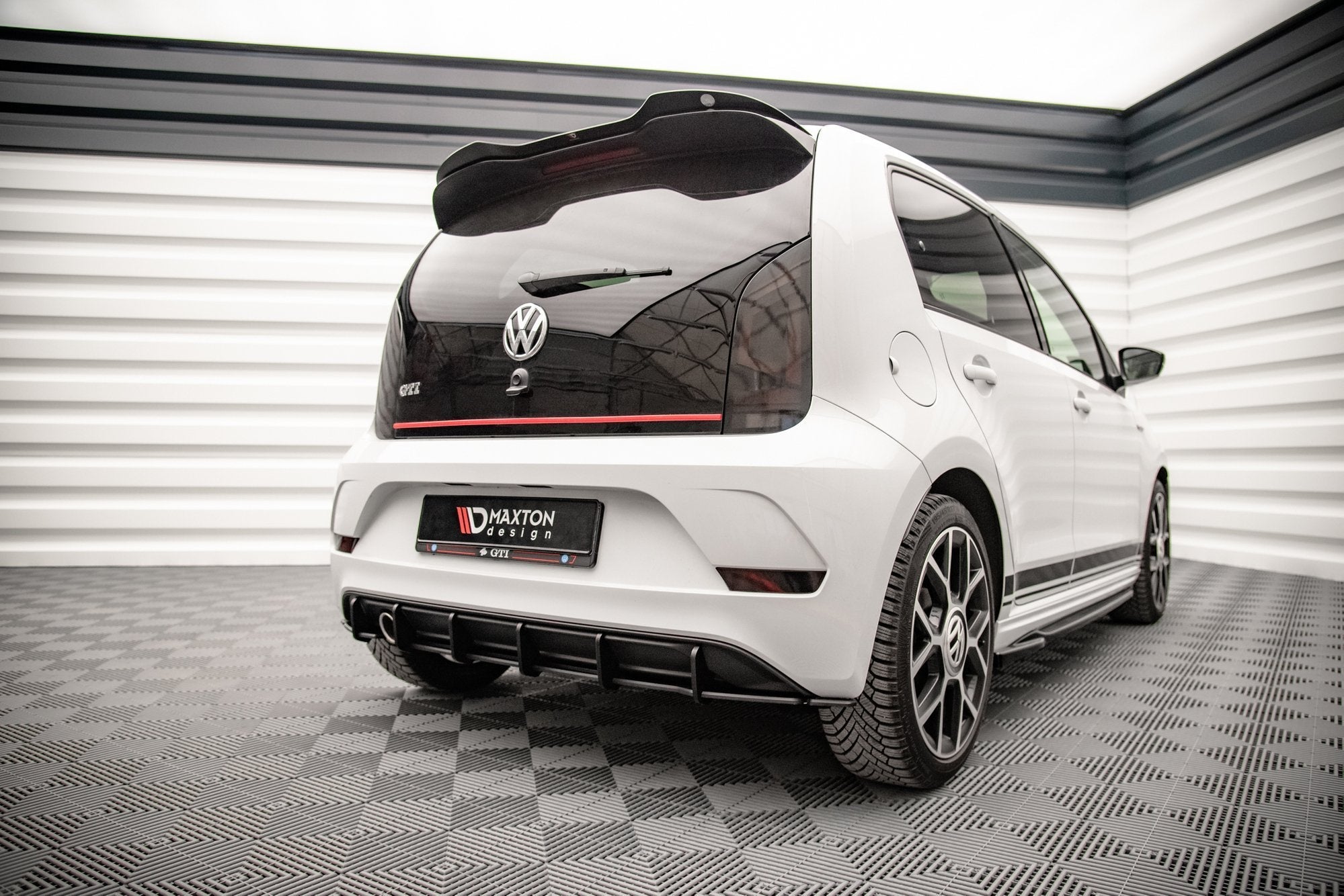 Prelungire difuzor bara spate Volkswagen Up GTI 2018- v2 - Maxton Design