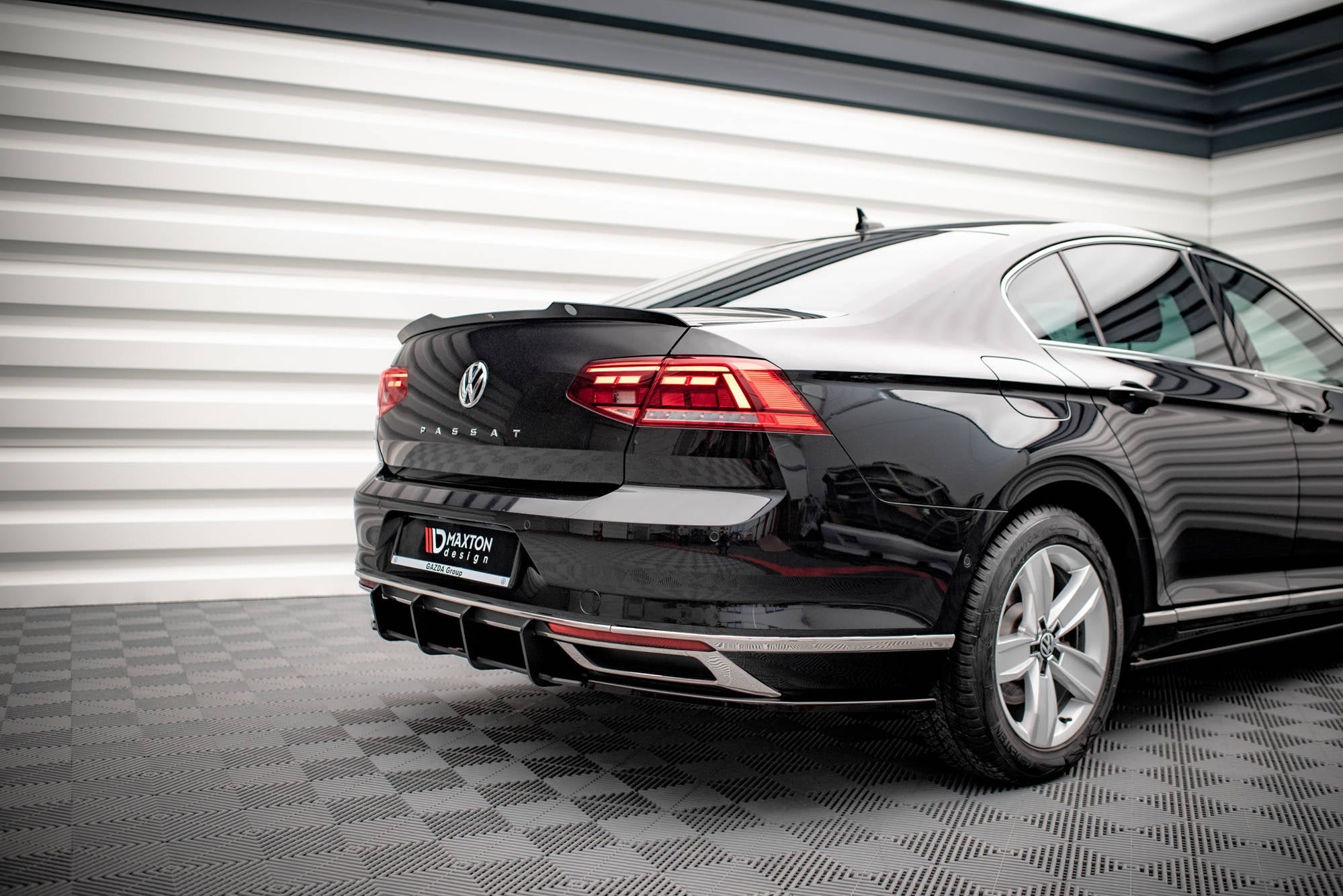 Prelungire difuzor bara spate Volkswagen Passat B8 Facelift 2019- v9 - Maxton Design