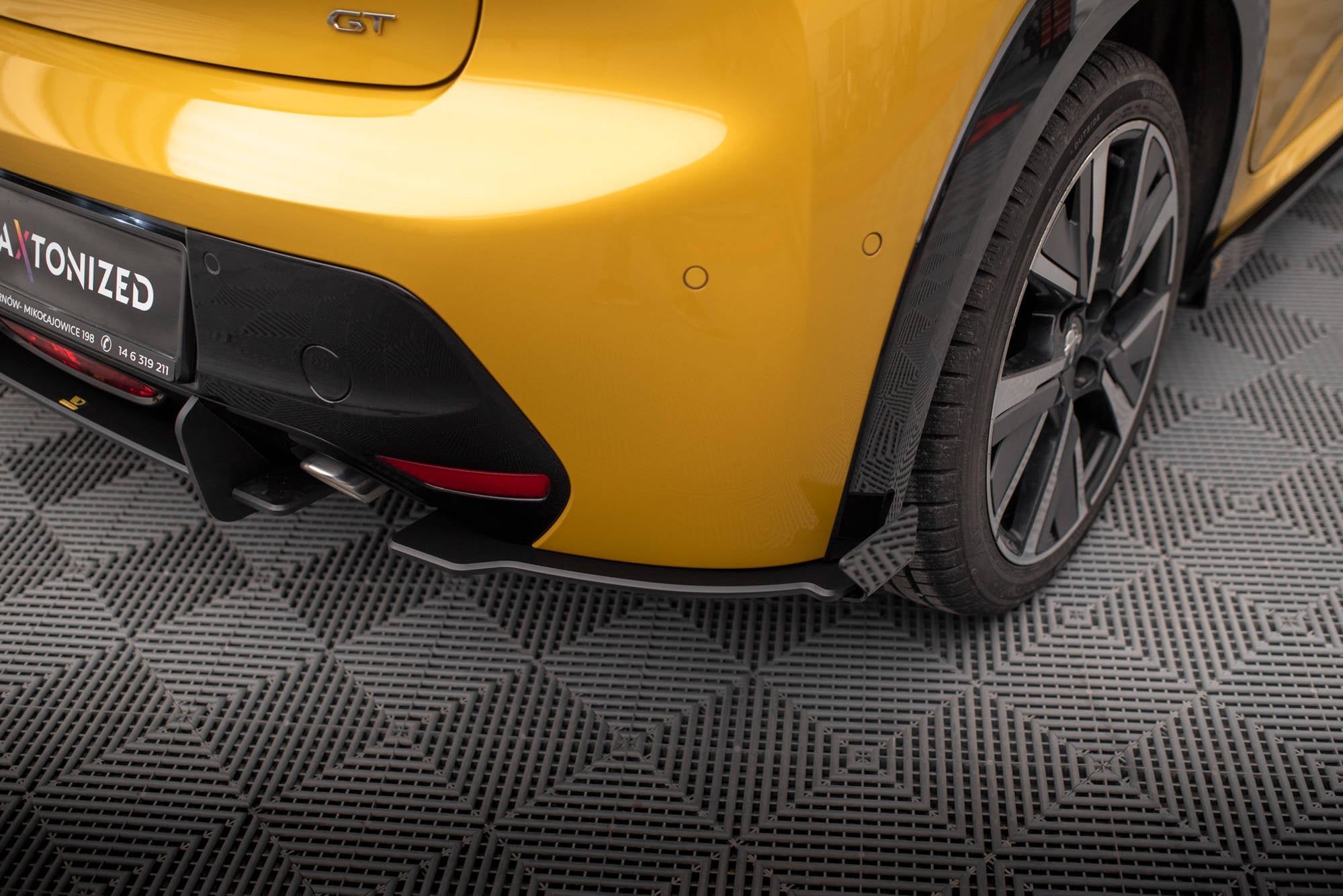 Prelungire splitter bara spate si flapsuri Peugeot 208 GT Mk2 2019- v8 - Maxton Design