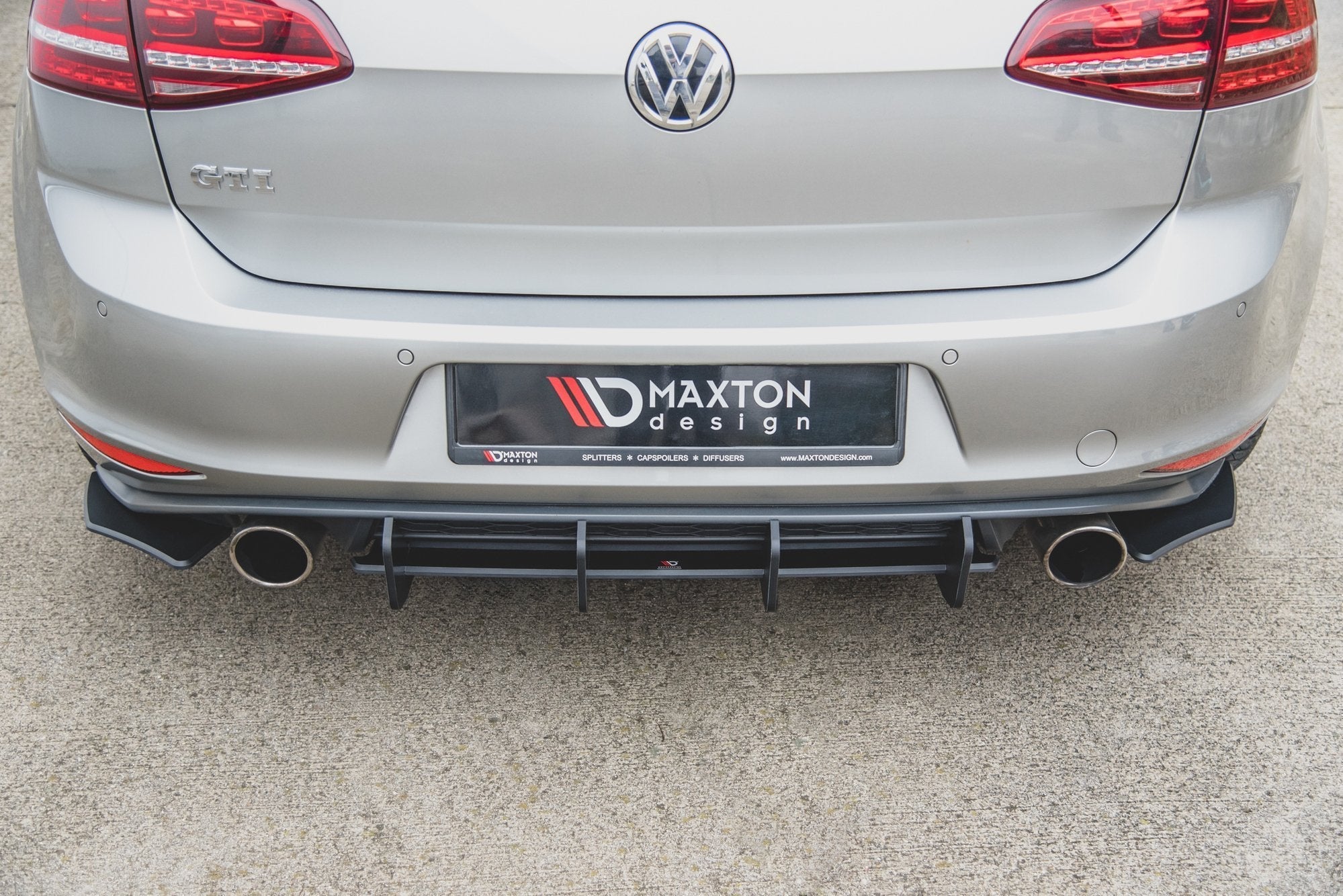 Prelungire splitter bara spate Volkswagen Golf 7 Gti 2013-2016 v24 - Maxton Design