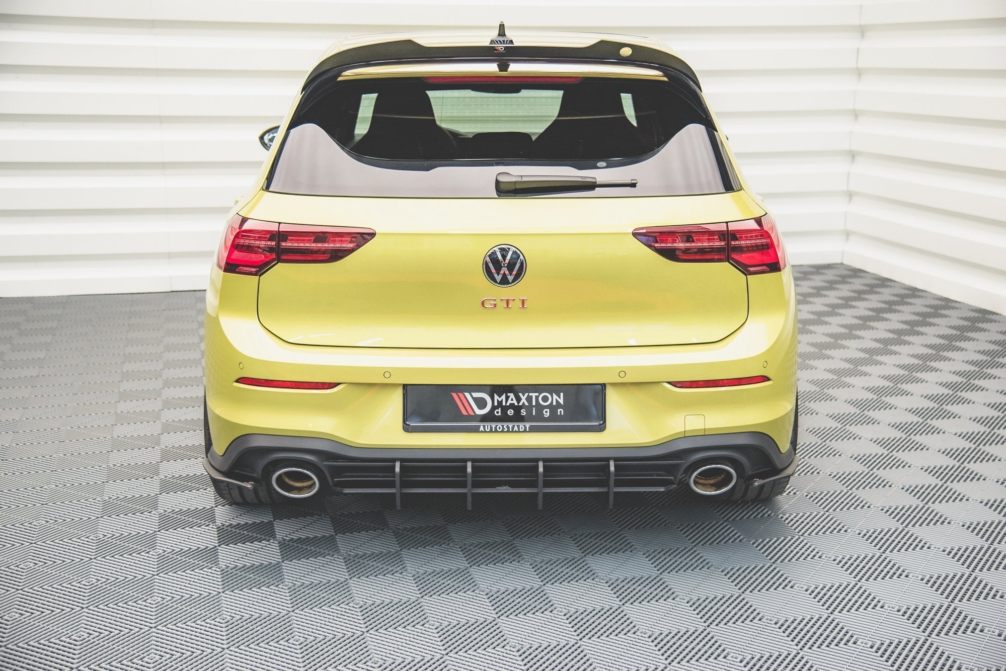 Prelungire splitter bara spate Volkswagen Golf 8 GTI Clubsport 2020- v23 - Maxton Design