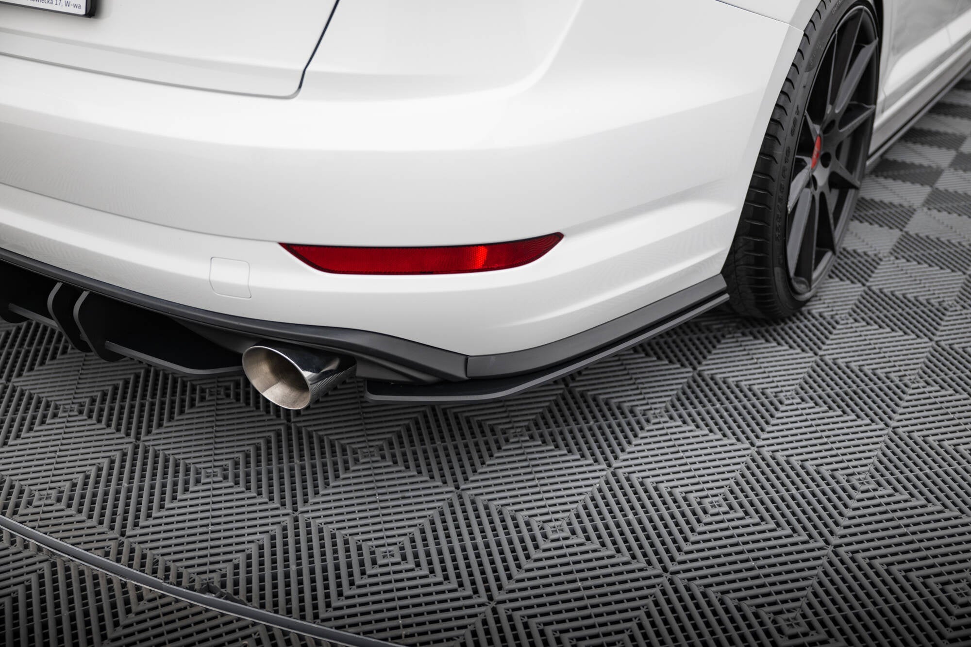 Prelungire splitter bara spate Volkswagen Jetta GLI Mk7 2018-2021 v2 - Maxton Design