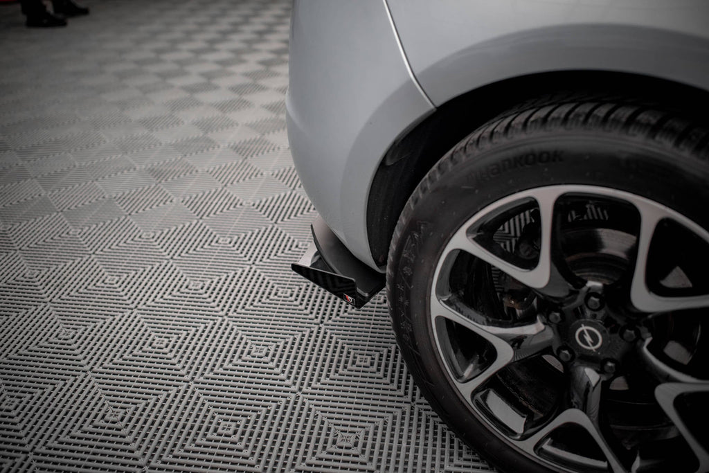 Prelungire difuzor bara spate si flapsuri Opel Astra J GTC OPC-Line 2011-2018 v5 - Maxton Design