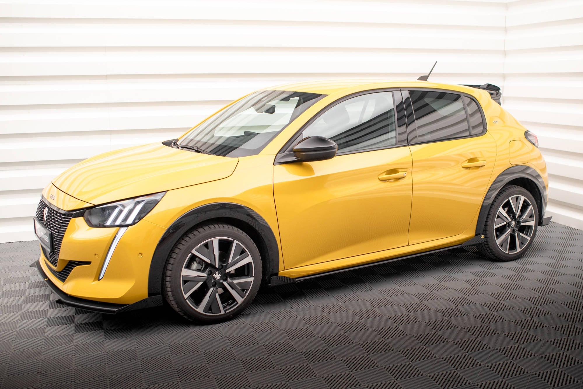 Praguri si flapsuri Peugeot 208 GT Mk2 2019- v6 - Maxton Design