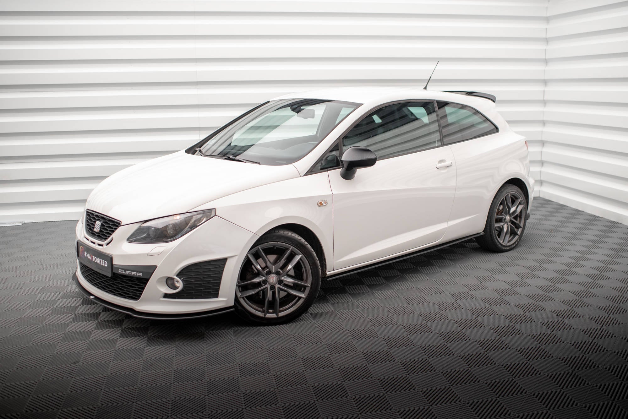 Praguri Seat Ibiza Sport Coupe Mk4 2008-2012 v2 - Maxton Design