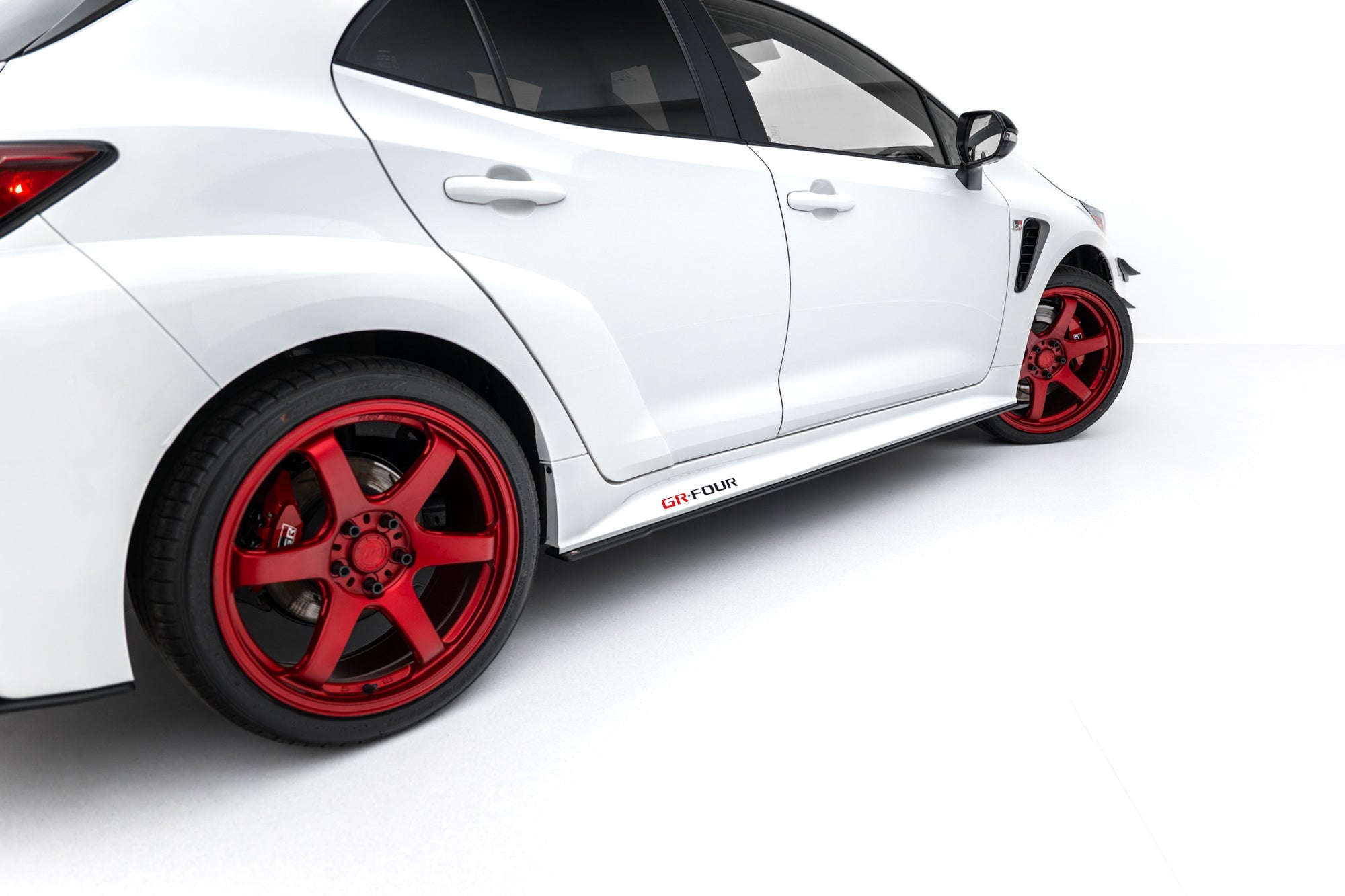 Praguri Toyota GR Corolla Mk12 2022-2024 v3 - Maxton Design