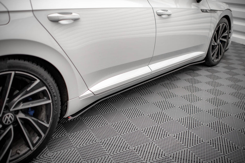 Praguri Volkswagen Arteon R R-Line Facelift 2020- v7 - Maxton Design