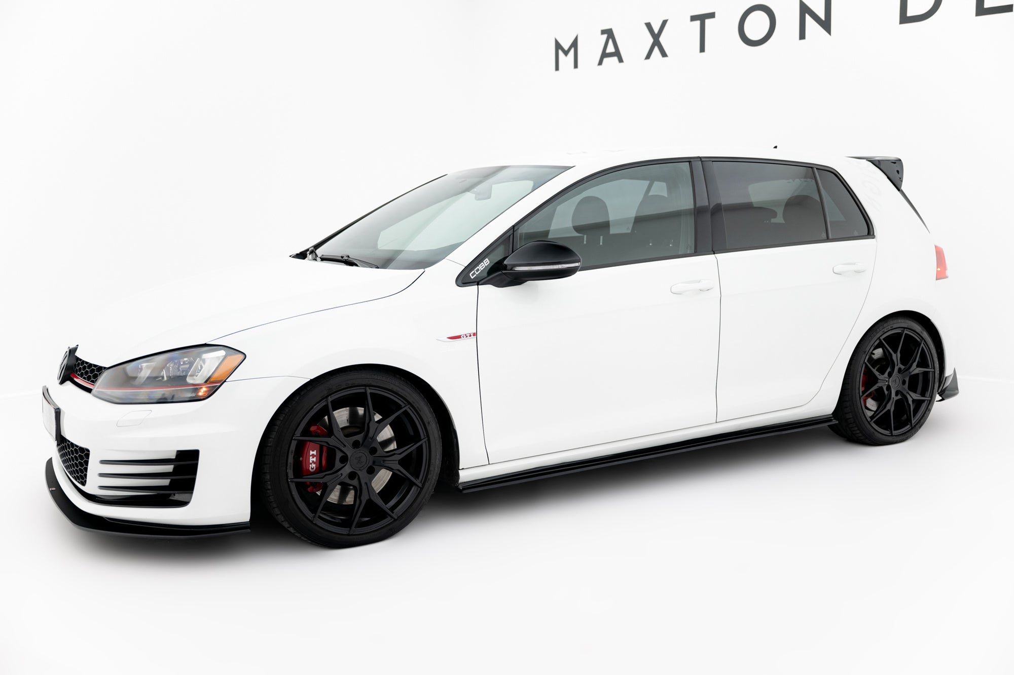 Praguri Volkswagen Golf 7 Gti 2013-2016 v11 - Maxton Design
