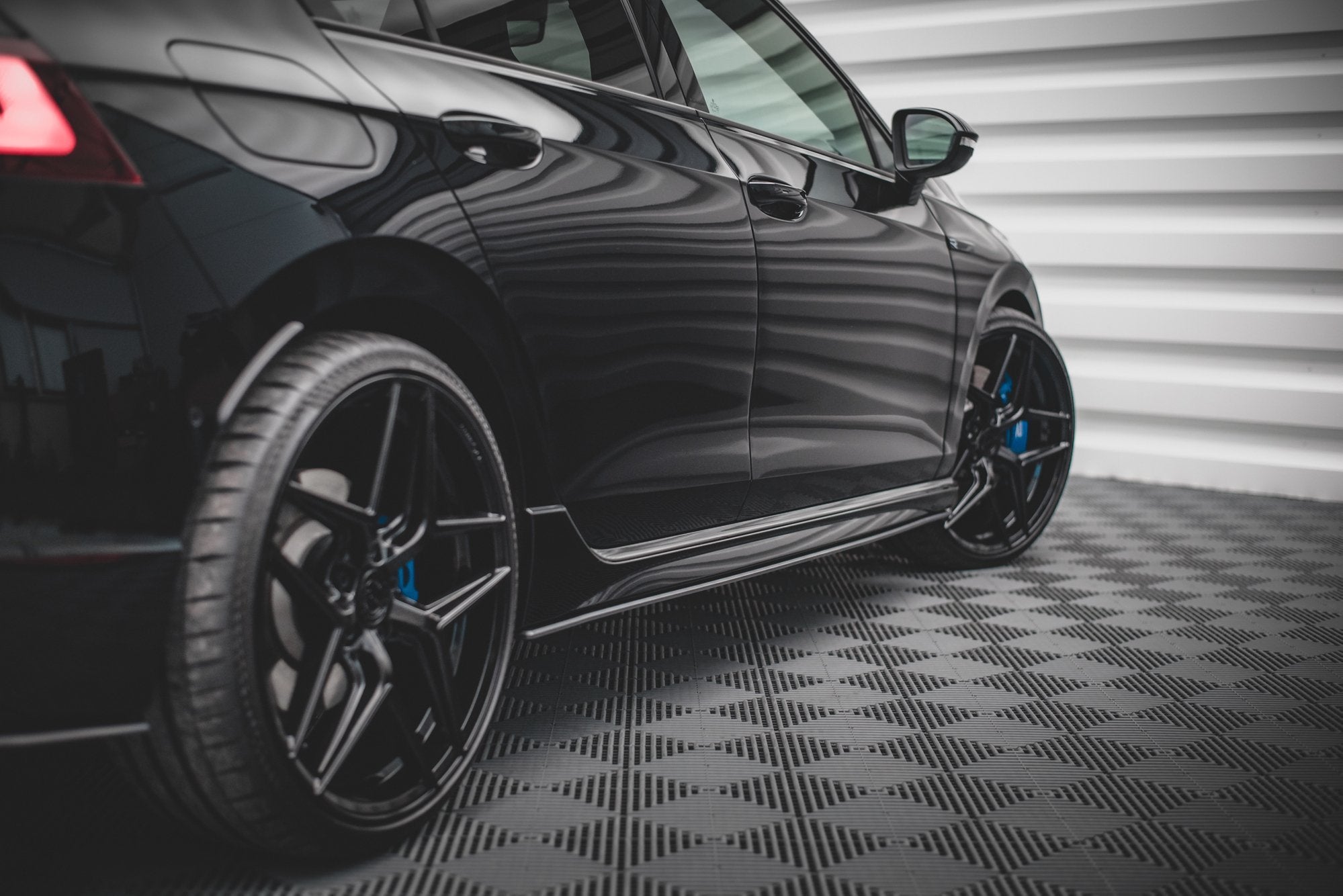 Praguri Volkswagen Golf R Mk8 2020- v12 - Maxton Design