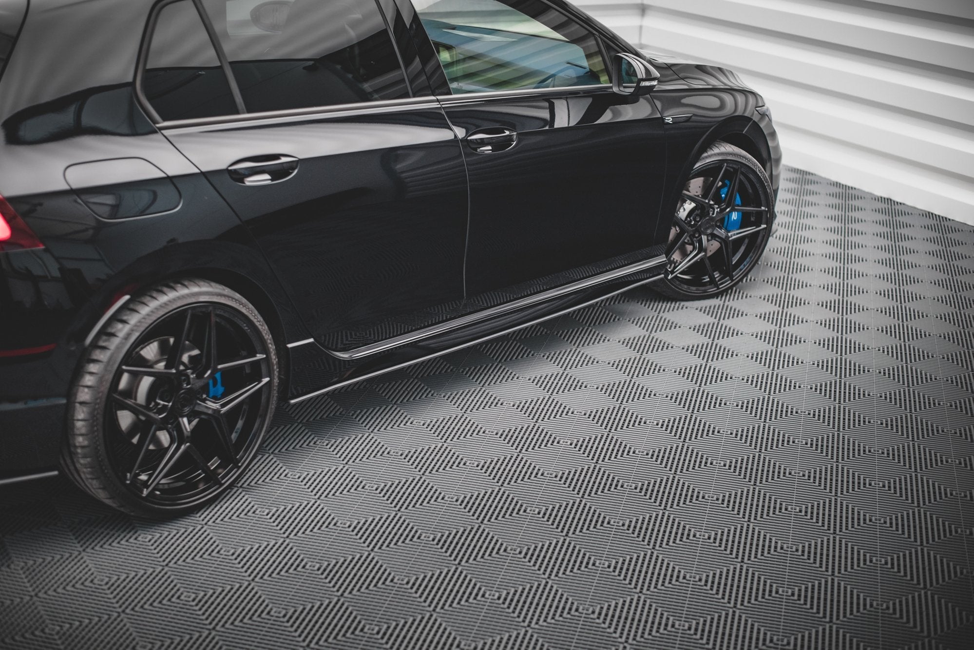 Praguri Volkswagen Golf R Mk8 2020- v12 - Maxton Design