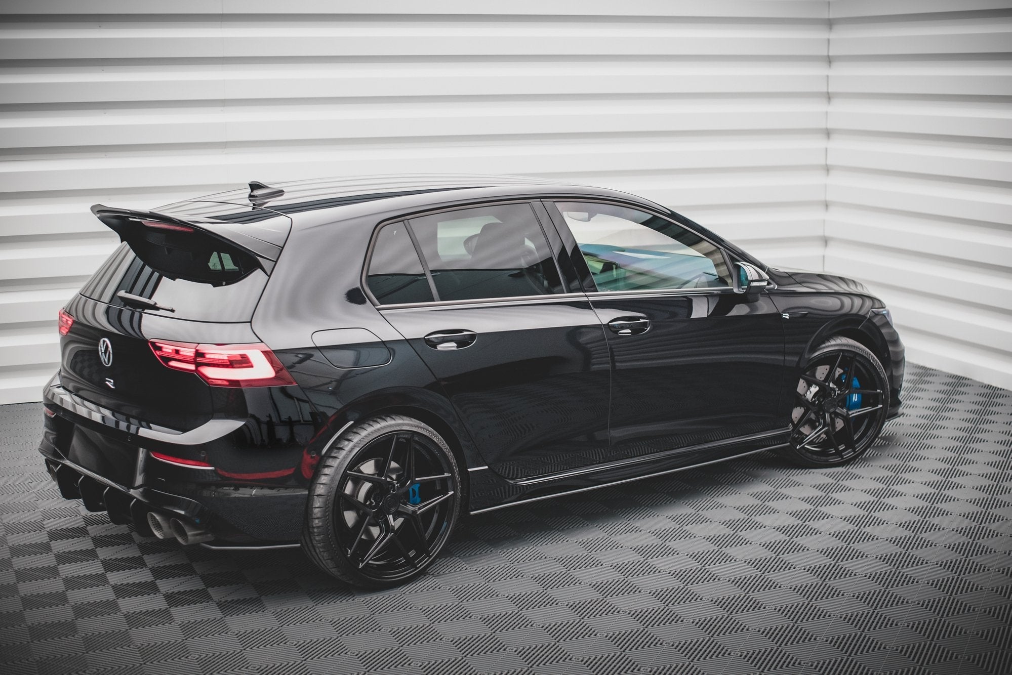 Praguri Volkswagen Golf R Mk8 2020- v12 - Maxton Design