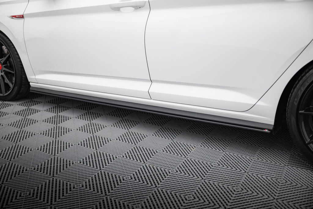 Praguri Volkswagen Jetta GLI Mk7 2018-2021 v1 - Maxton Design