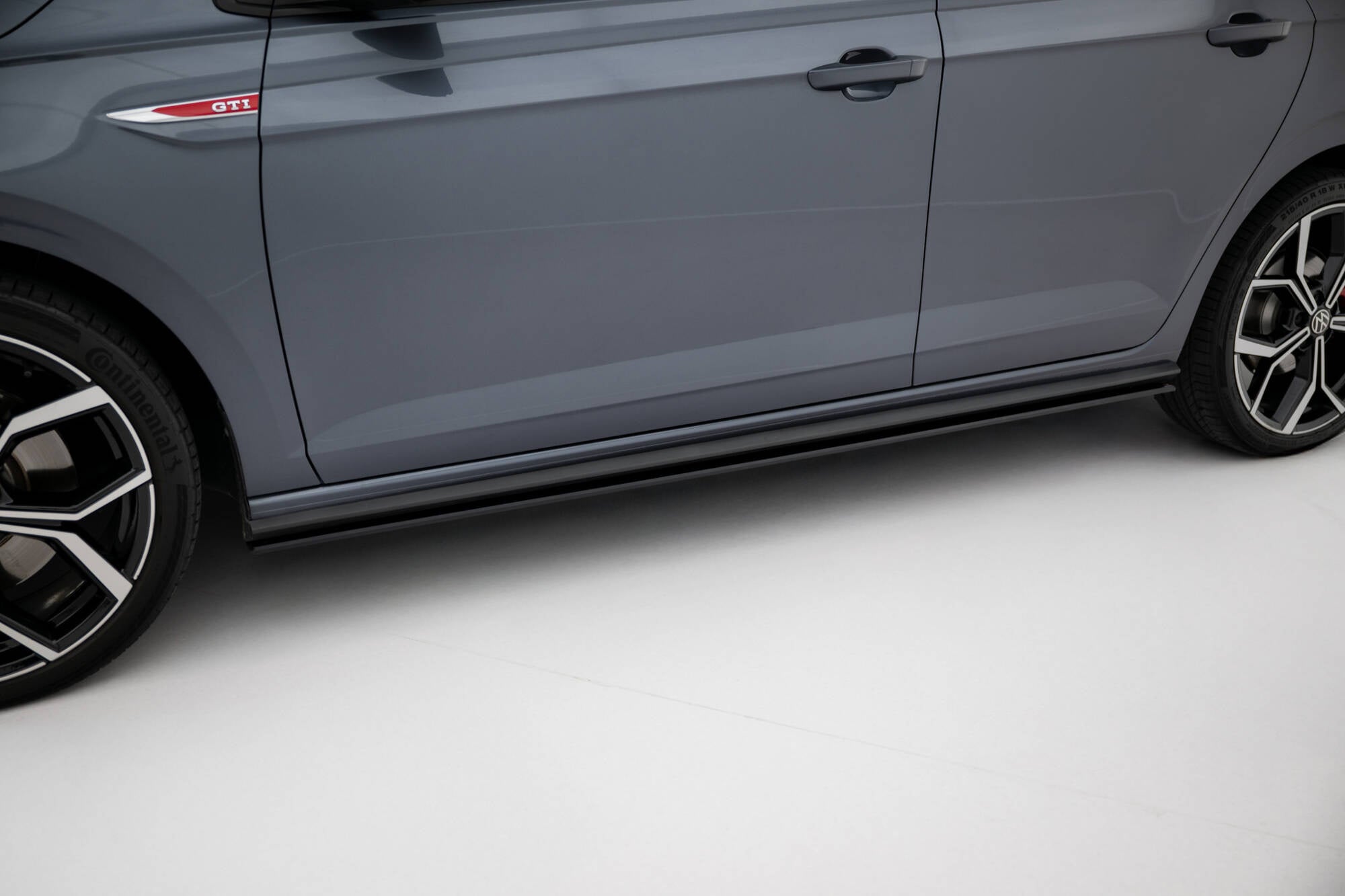 Praguri Volkswagen Polo GTI Mk6 Facelift 2021- v8 - Maxton Design