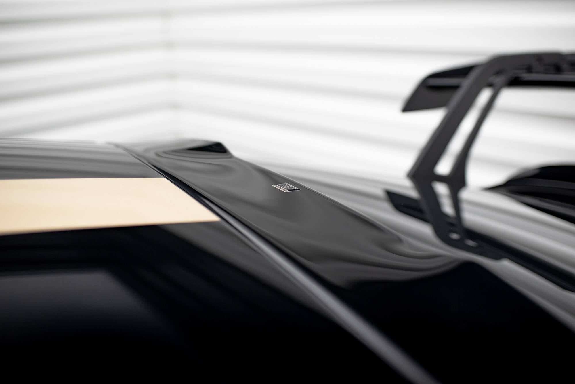 Eleron luneta Porsche 911 992 GT3 2021- v3 - Maxton Design