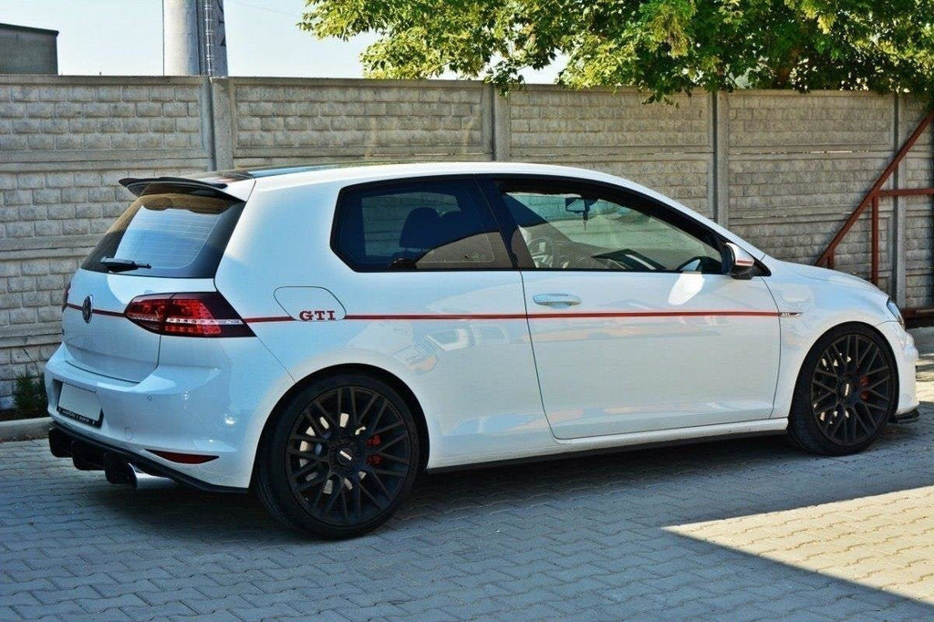 Prelungire splitter difuzor bara spate Volkswagen Golf 7 GTI 2012-2016 v2 - Maxton Design