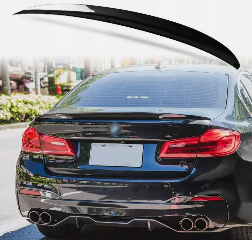 Pachet M BMW G30 în stil MP, negru lucios