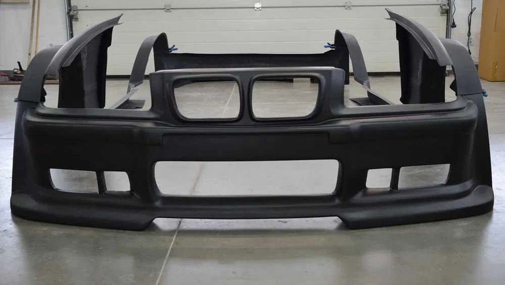 BODY KIT BMW Seria 3 E36 Coupe GTR TFB TUNING