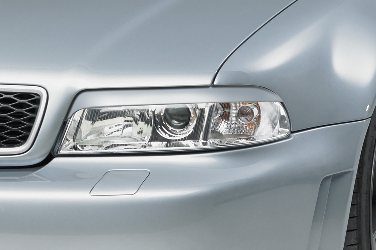 Capace faruri pentru Audi A4 B5 SB176