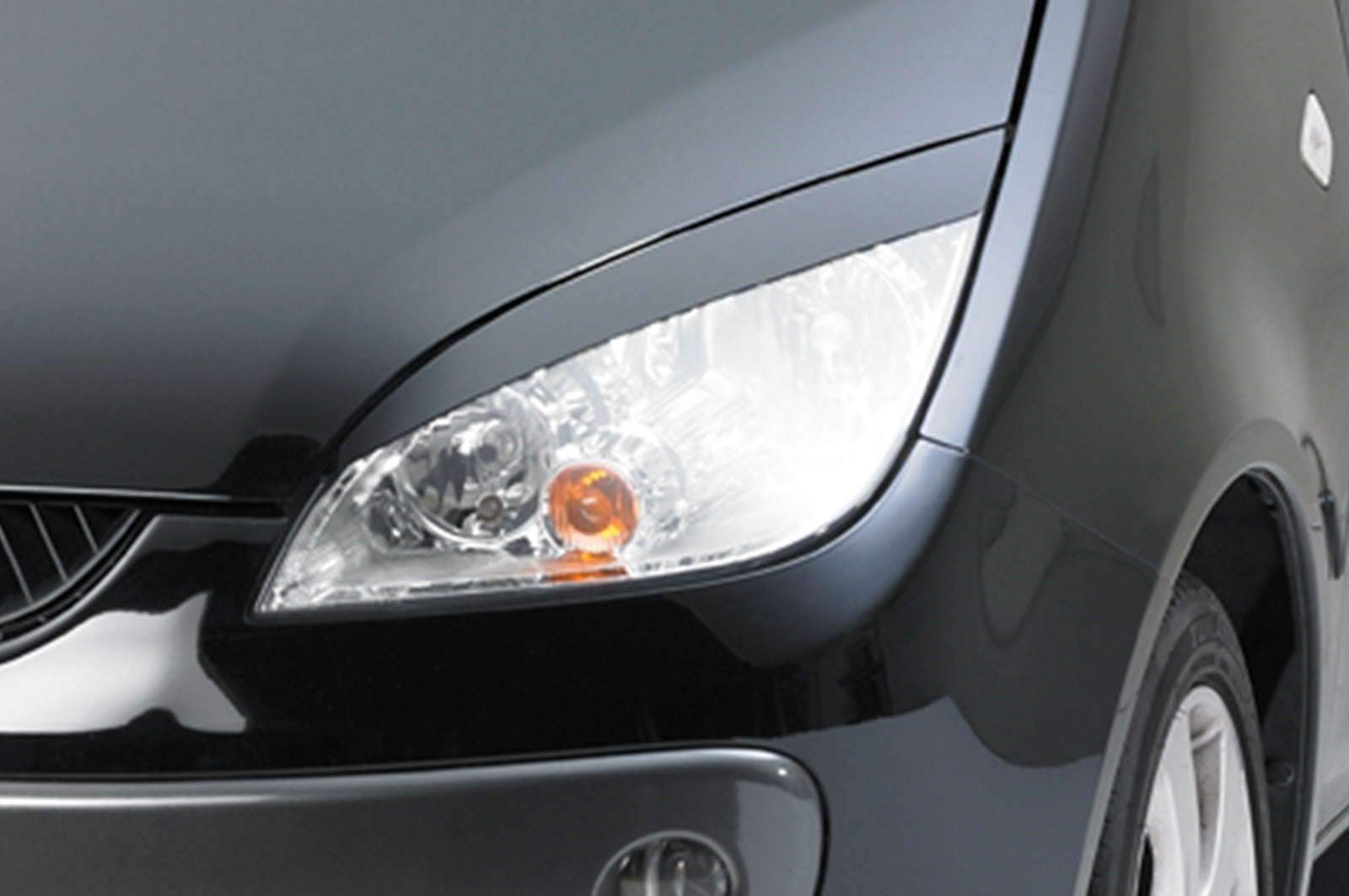 Capace faruri pentru Mitsubishi Colt CZC, Z30 SB154