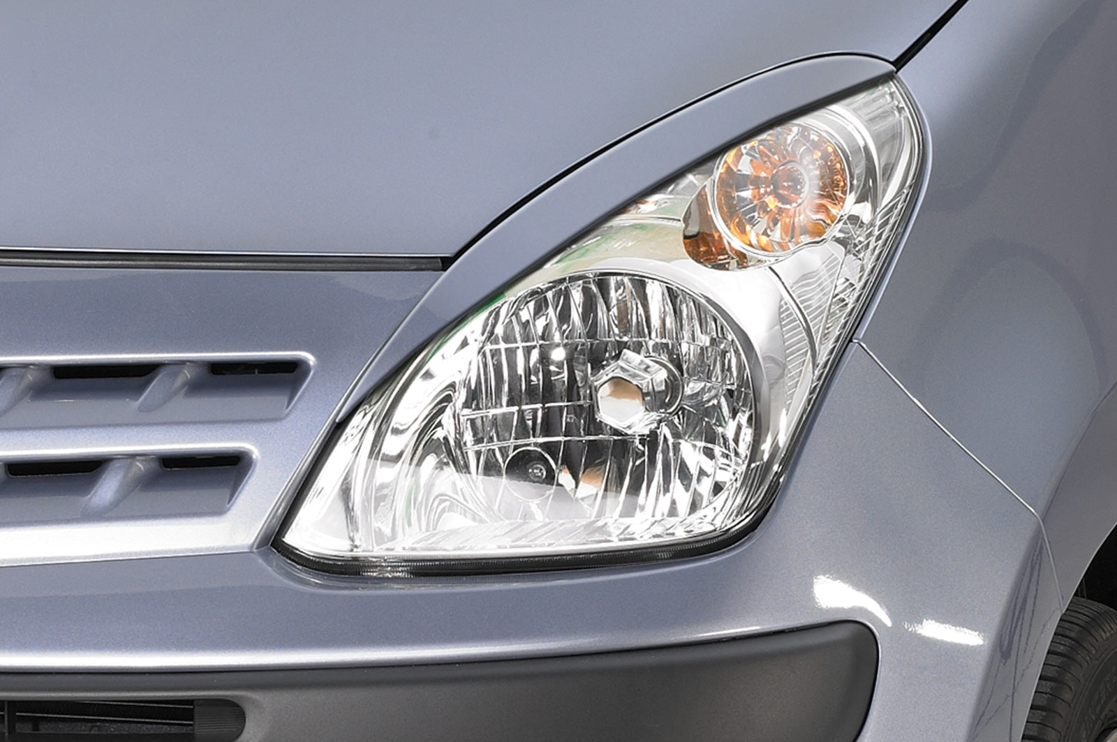 Capace faruri pentru Nissan Pixo SB148