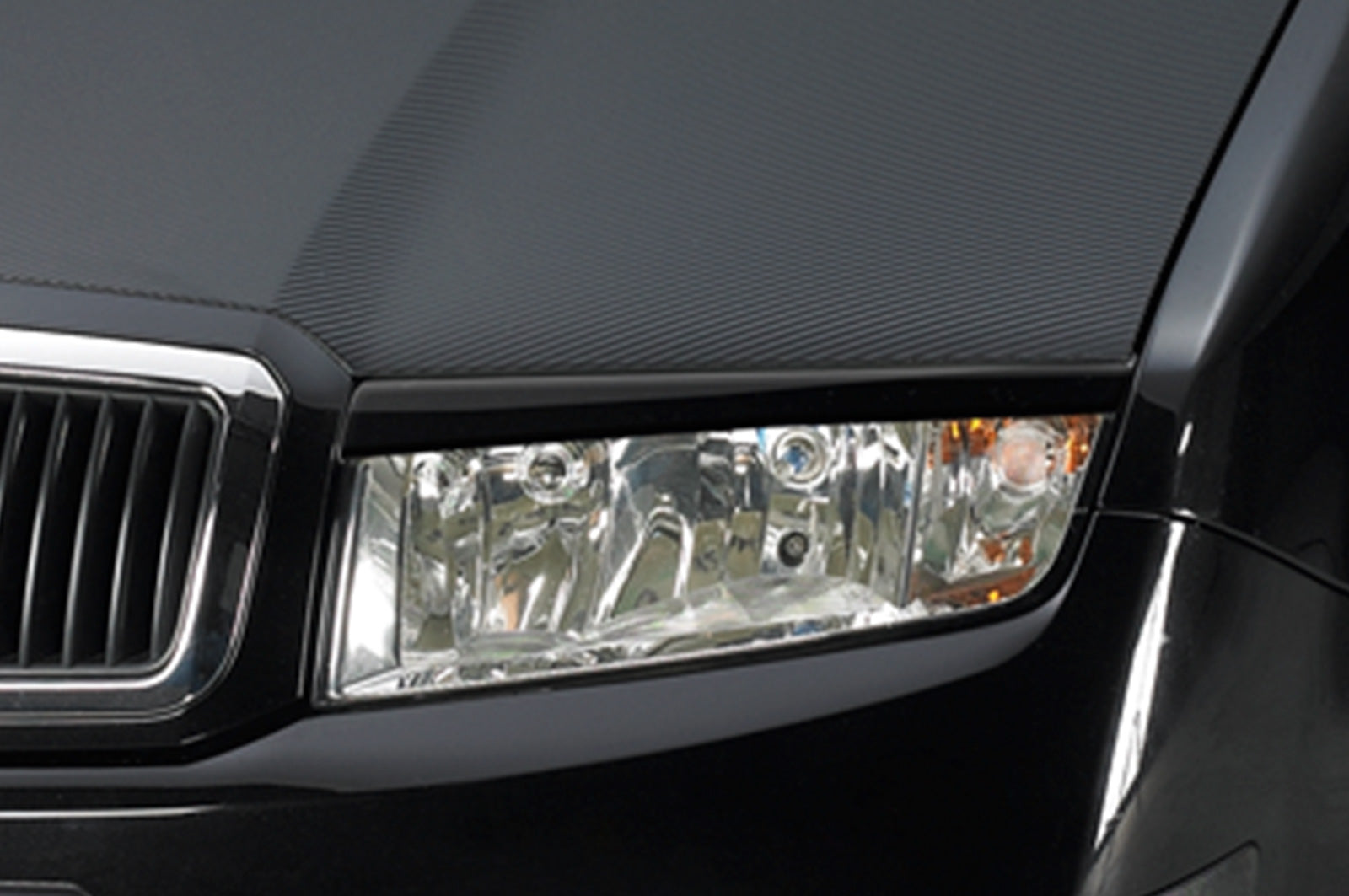 Capace faruri pentru Skoda Fabia 1 SB066