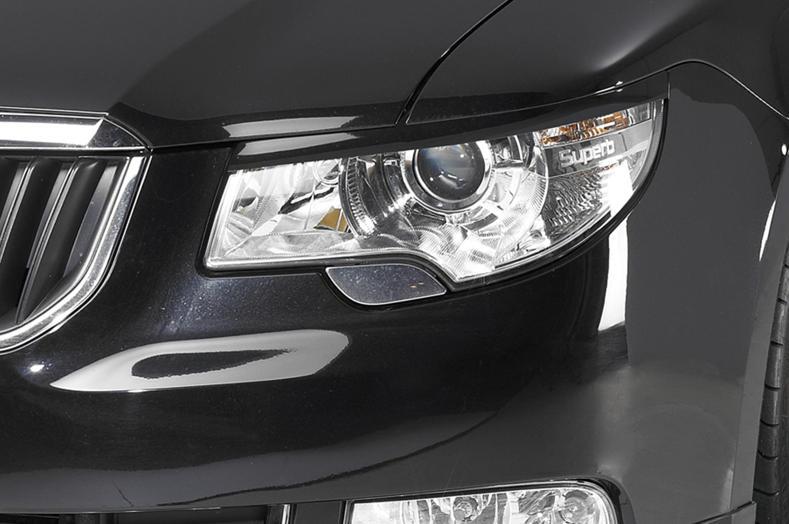 Capace faruri (superioare) pentru Skoda Superb 2 SB156